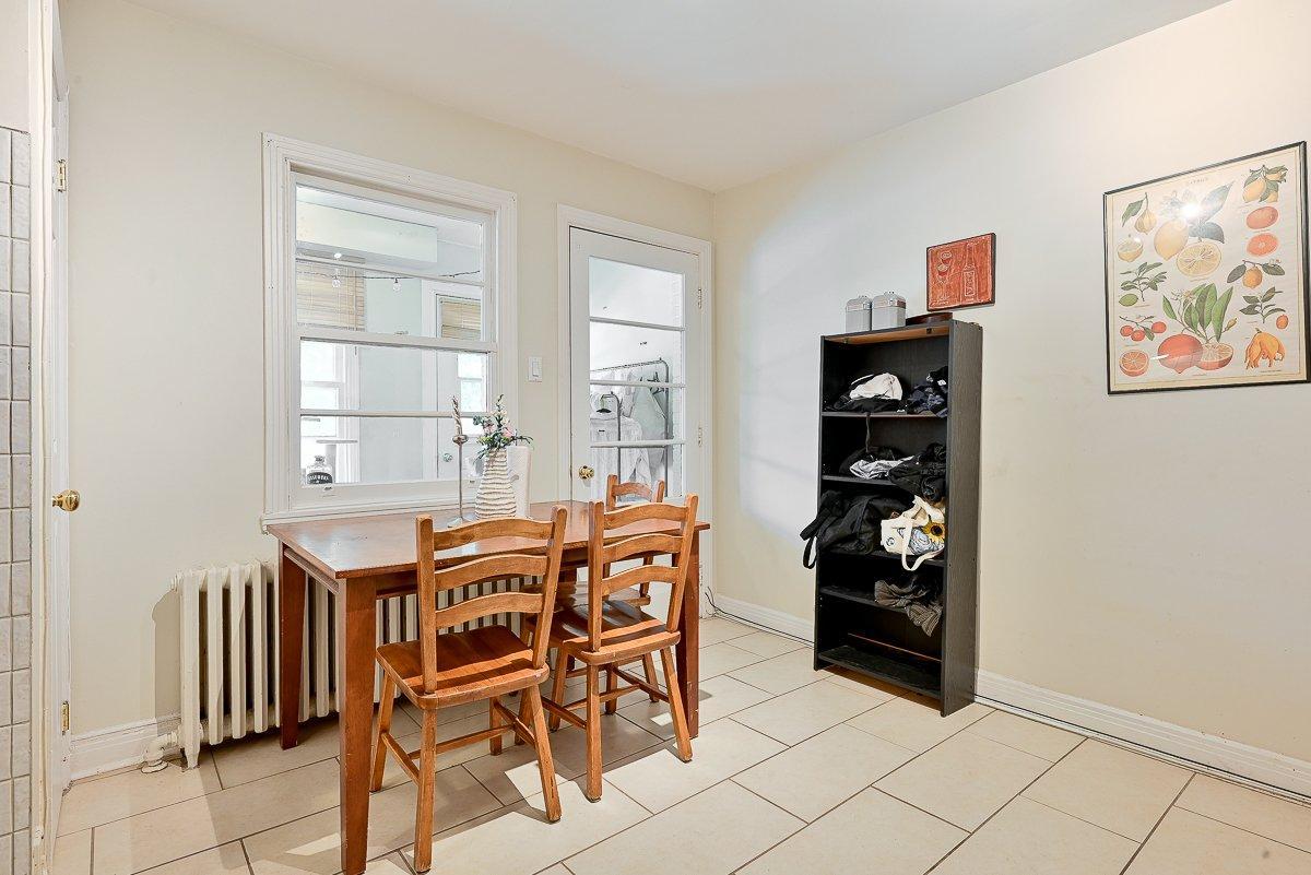 









3557

 - 3561


Rue Dandurand

,
Montréal (Rosemont/La Petite-Patrie),




QC
H1X1N4


