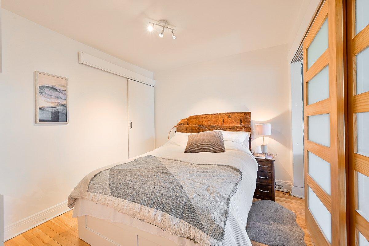 









3557

 - 3561


Rue Dandurand

,
Montréal (Rosemont/La Petite-Patrie),




QC
H1X1N4


