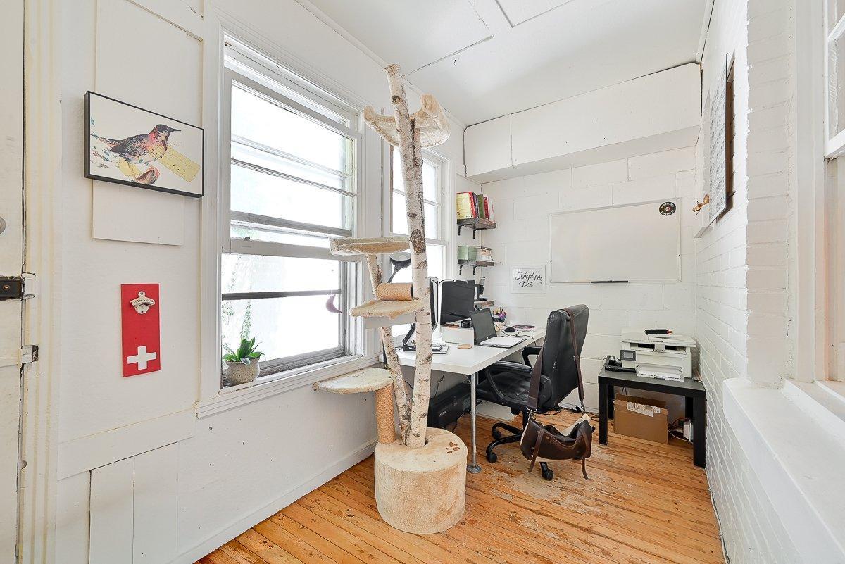 









3557

 - 3561


Rue Dandurand

,
Montréal (Rosemont/La Petite-Patrie),




QC
H1X1N4

