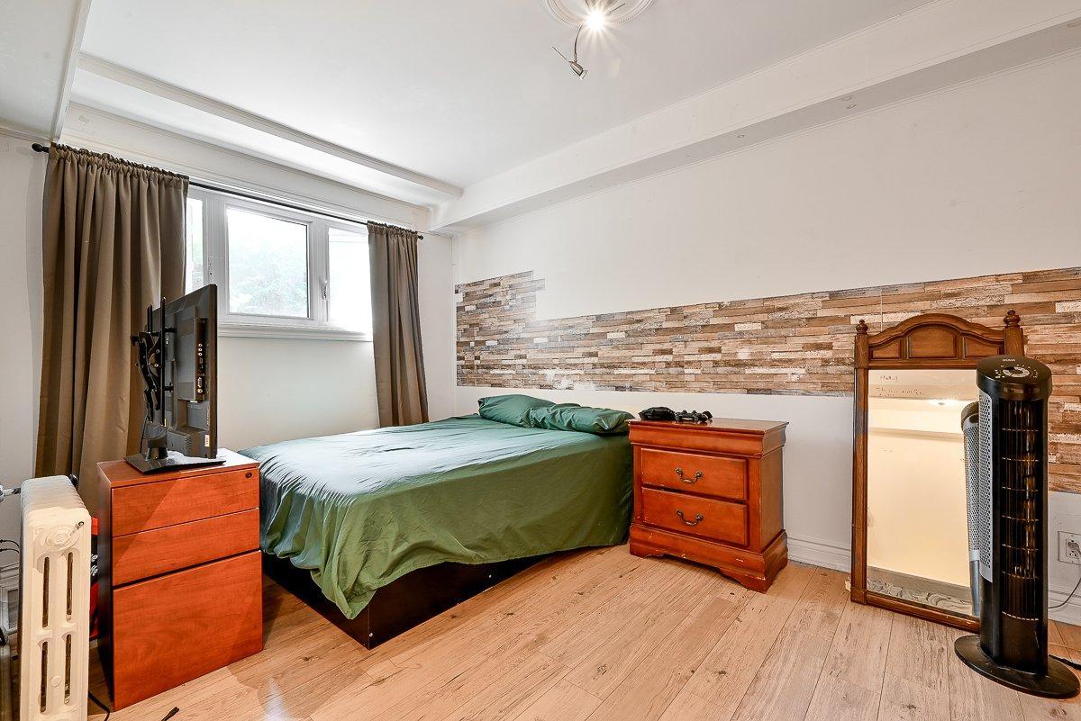 









3557

 - 3561


Rue Dandurand

,
Montréal (Rosemont/La Petite-Patrie),




QC
H1X1N4

