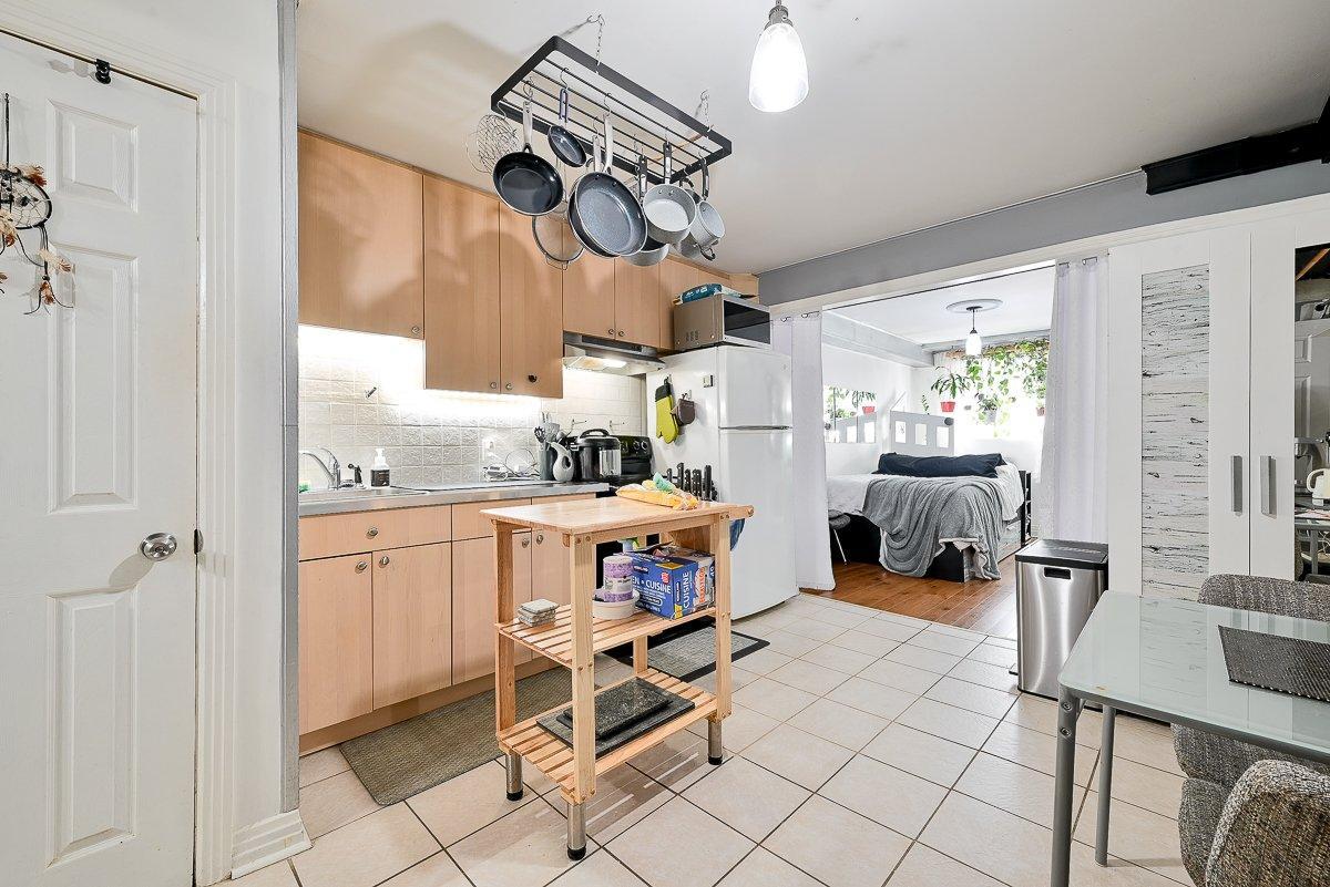 









3557

 - 3561


Rue Dandurand

,
Montréal (Rosemont/La Petite-Patrie),




QC
H1X1N4

