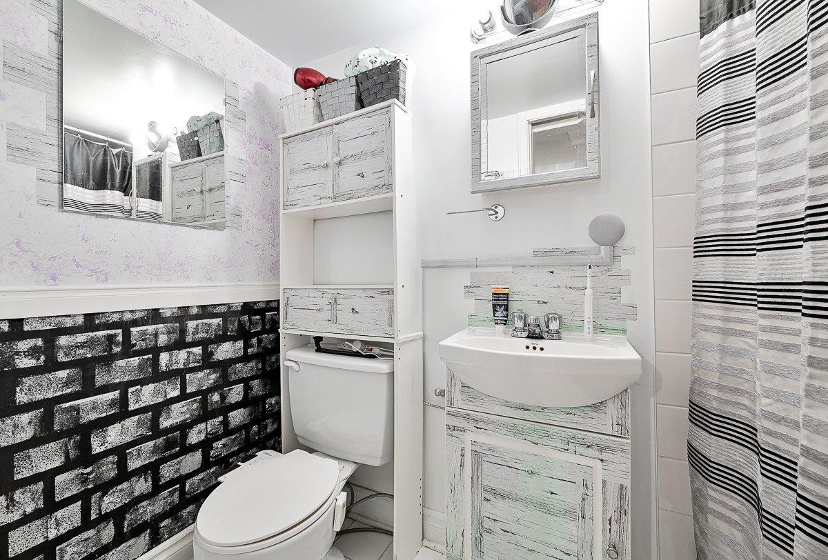 









3557

 - 3561


Rue Dandurand

,
Montréal (Rosemont/La Petite-Patrie),




QC
H1X1N4

