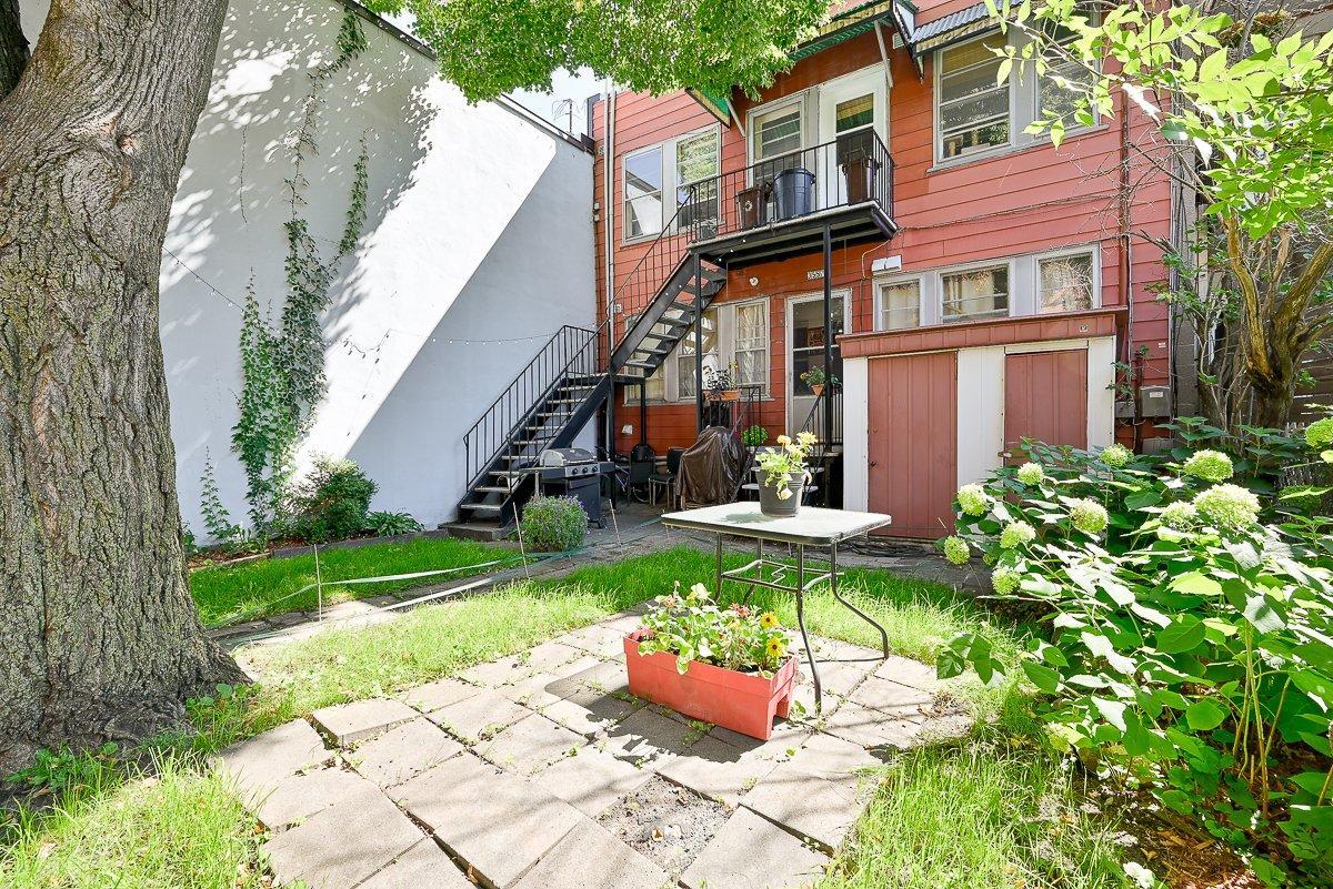 









3557

 - 3561


Rue Dandurand

,
Montréal (Rosemont/La Petite-Patrie),




QC
H1X1N4

