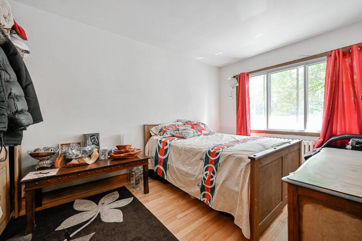 









3557

 - 3561


Rue Dandurand

,
Montréal (Rosemont/La Petite-Patrie),




QC
H1X1N4

