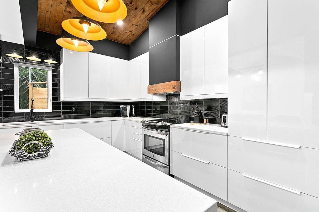 









132


Route 303

,
Otter Lake,




QC
J0X2P0

