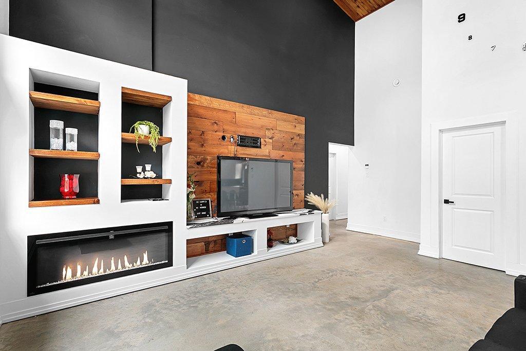 









132


Route 303

,
Otter Lake,




QC
J0X2P0

