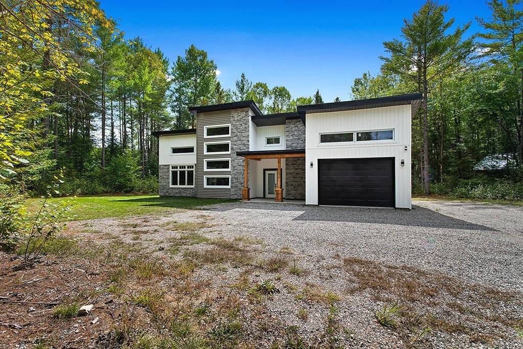 









132


Route 303

,
Otter Lake,




QC
J0X2P0

