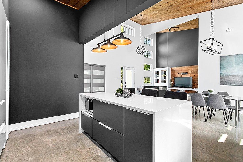 









132


Route 303

,
Otter Lake,




QC
J0X2P0

