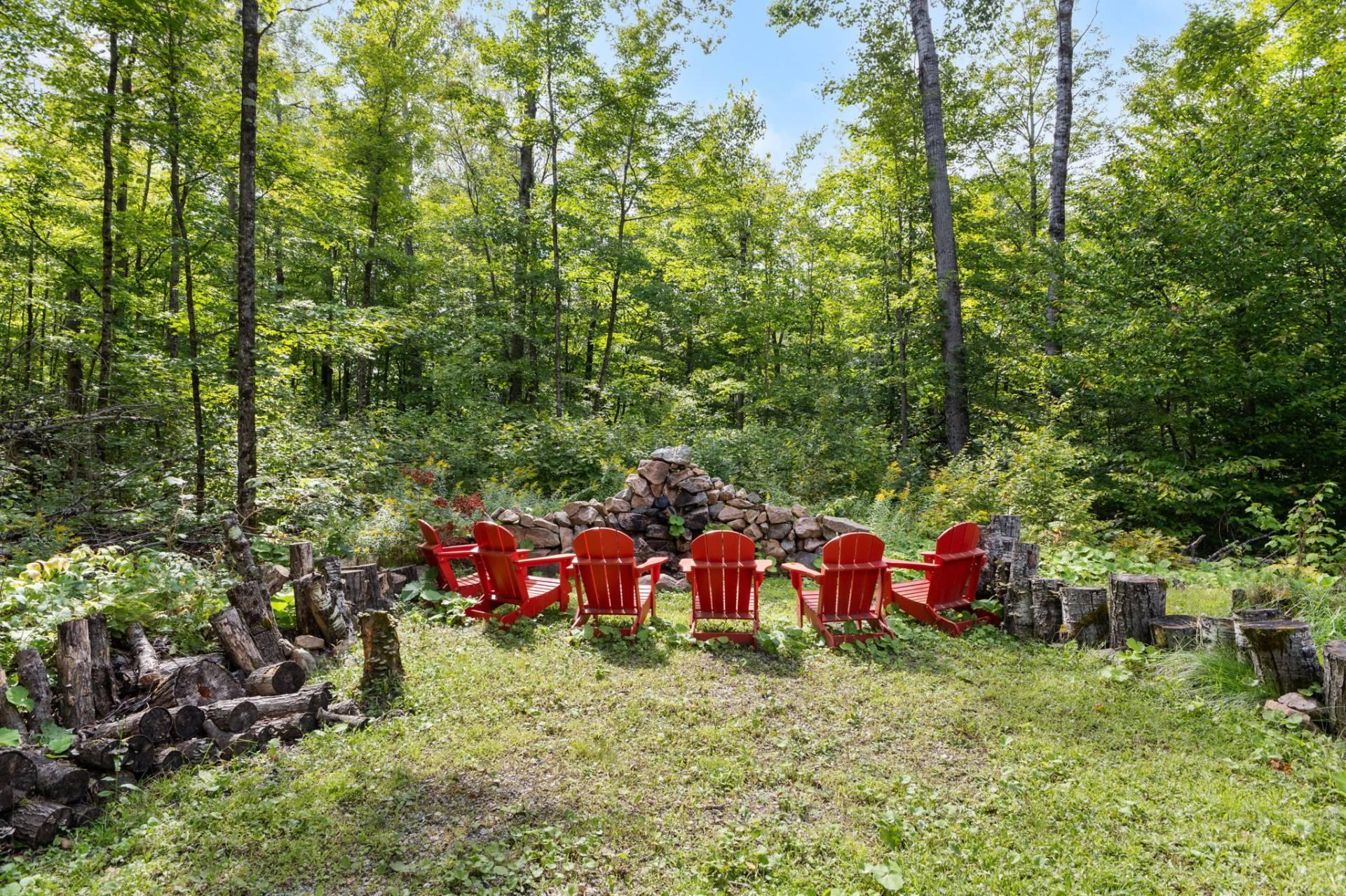









24


Ch. Scuvée

,
Val-des-Monts,




QC
J8N1E2

