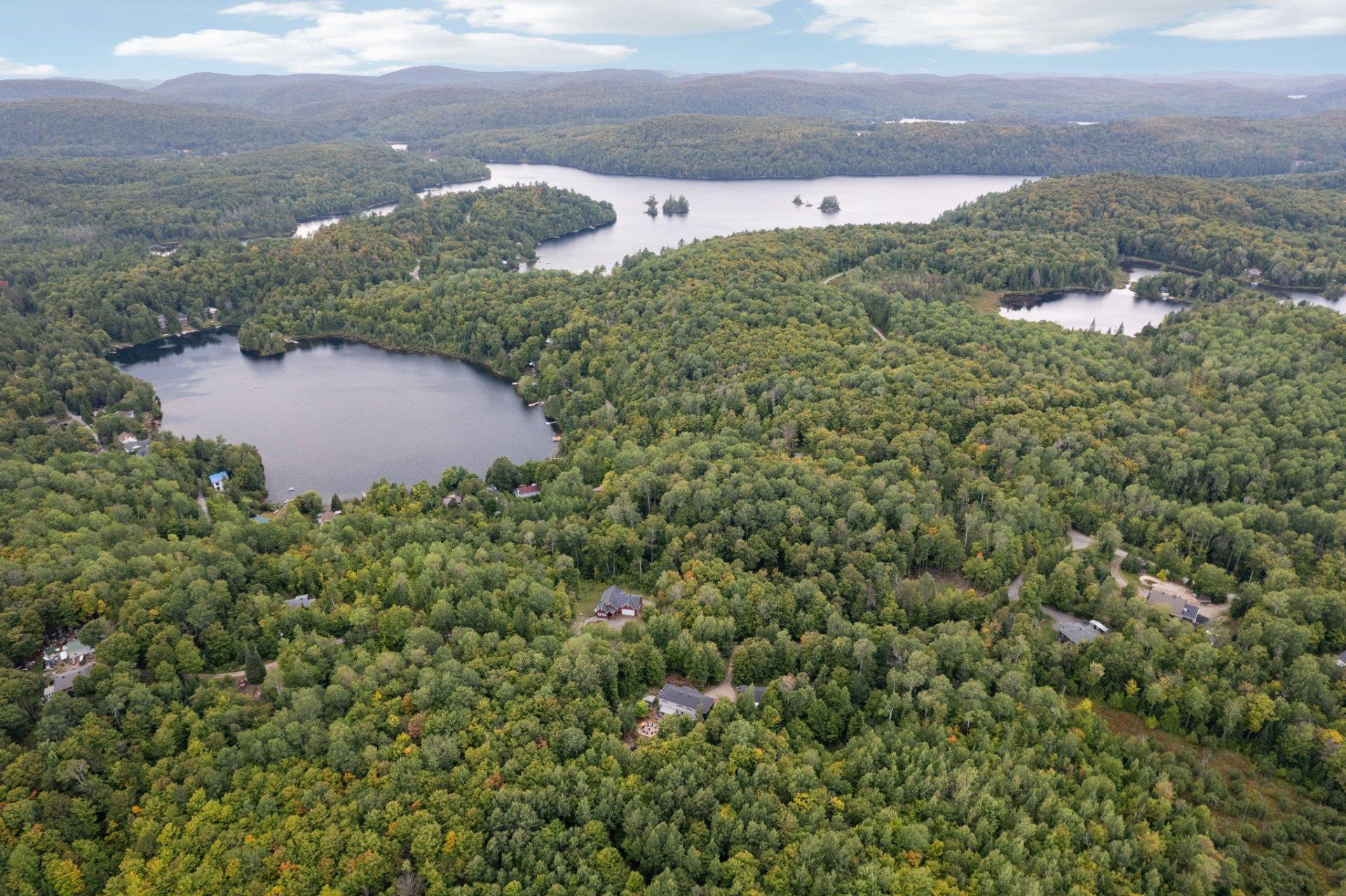 









24


Ch. Scuvée

,
Val-des-Monts,




QC
J8N1E2

