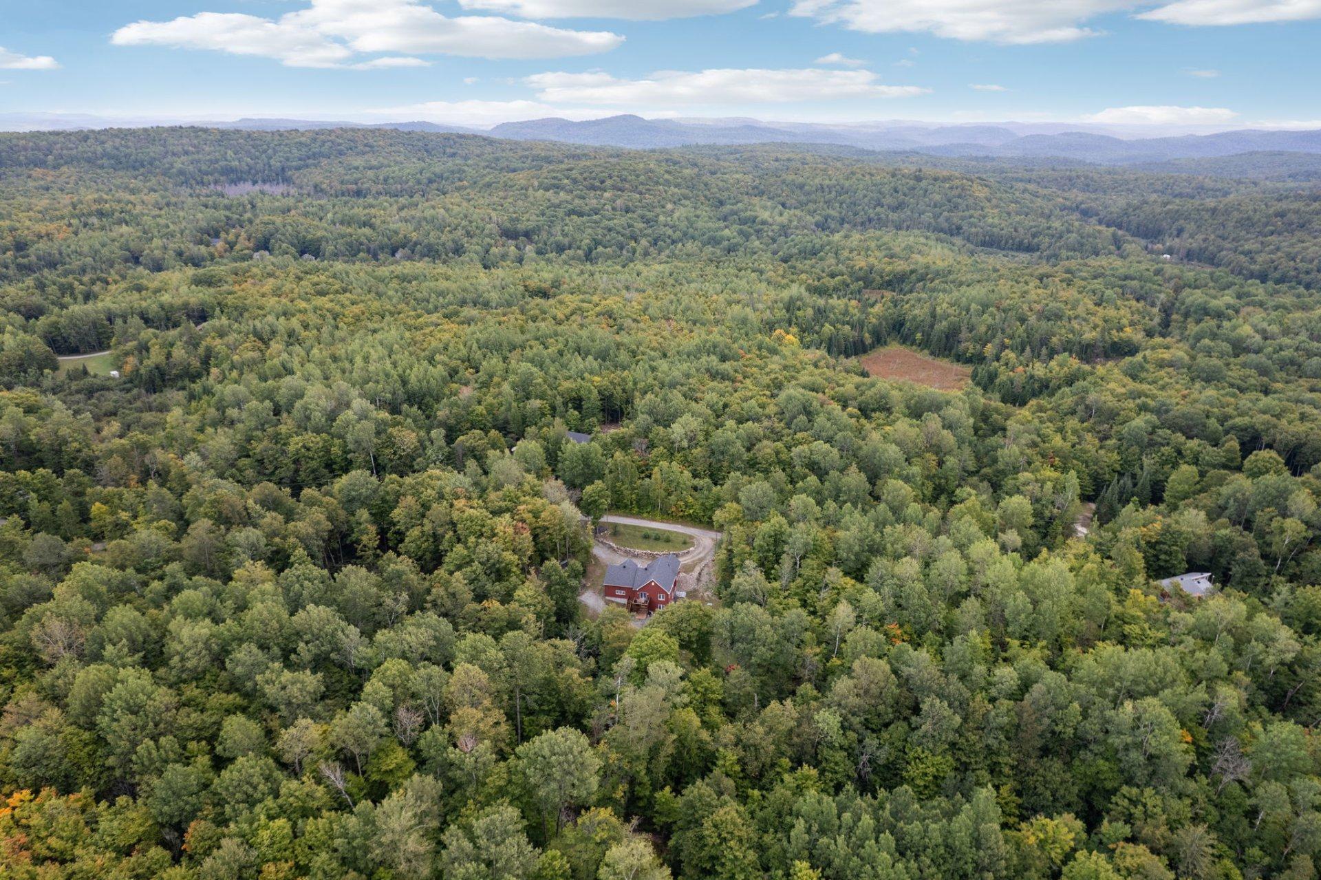 









24


Ch. Scuvée

,
Val-des-Monts,




QC
J8N1E2

