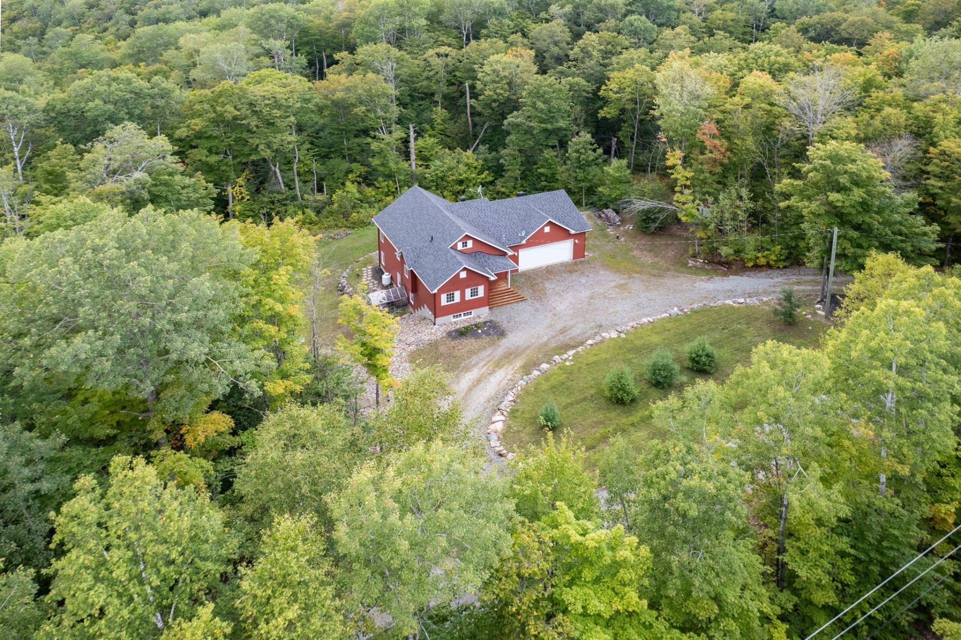 









24


Ch. Scuvée

,
Val-des-Monts,




QC
J8N1E2

