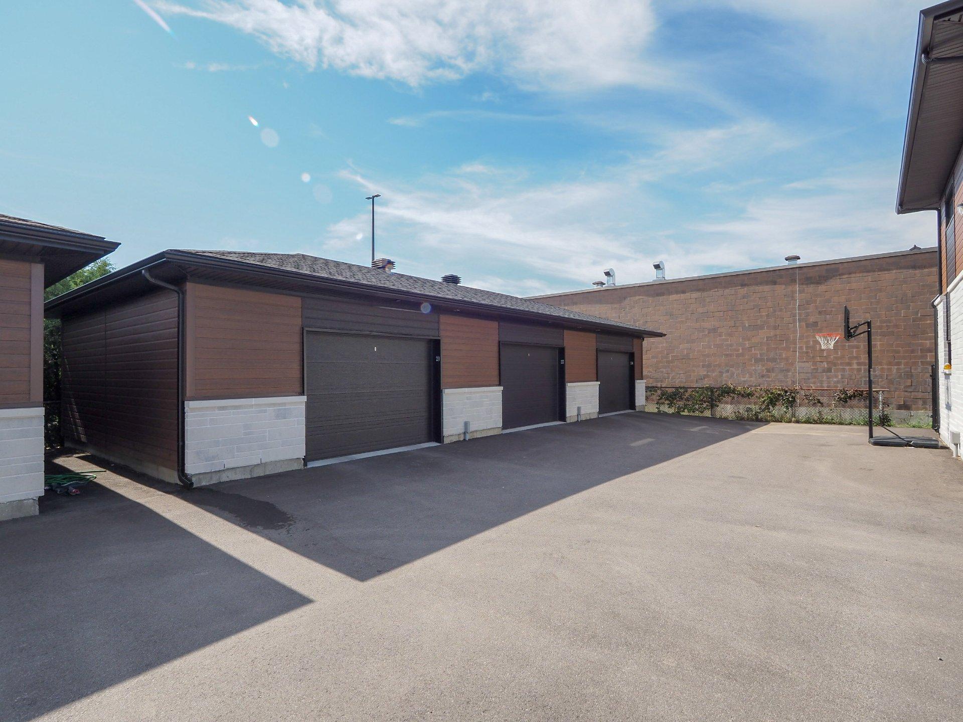 









22


Rue de Mère-Gamelin

,
Trois-Rivières,




QC
G8T1X5

