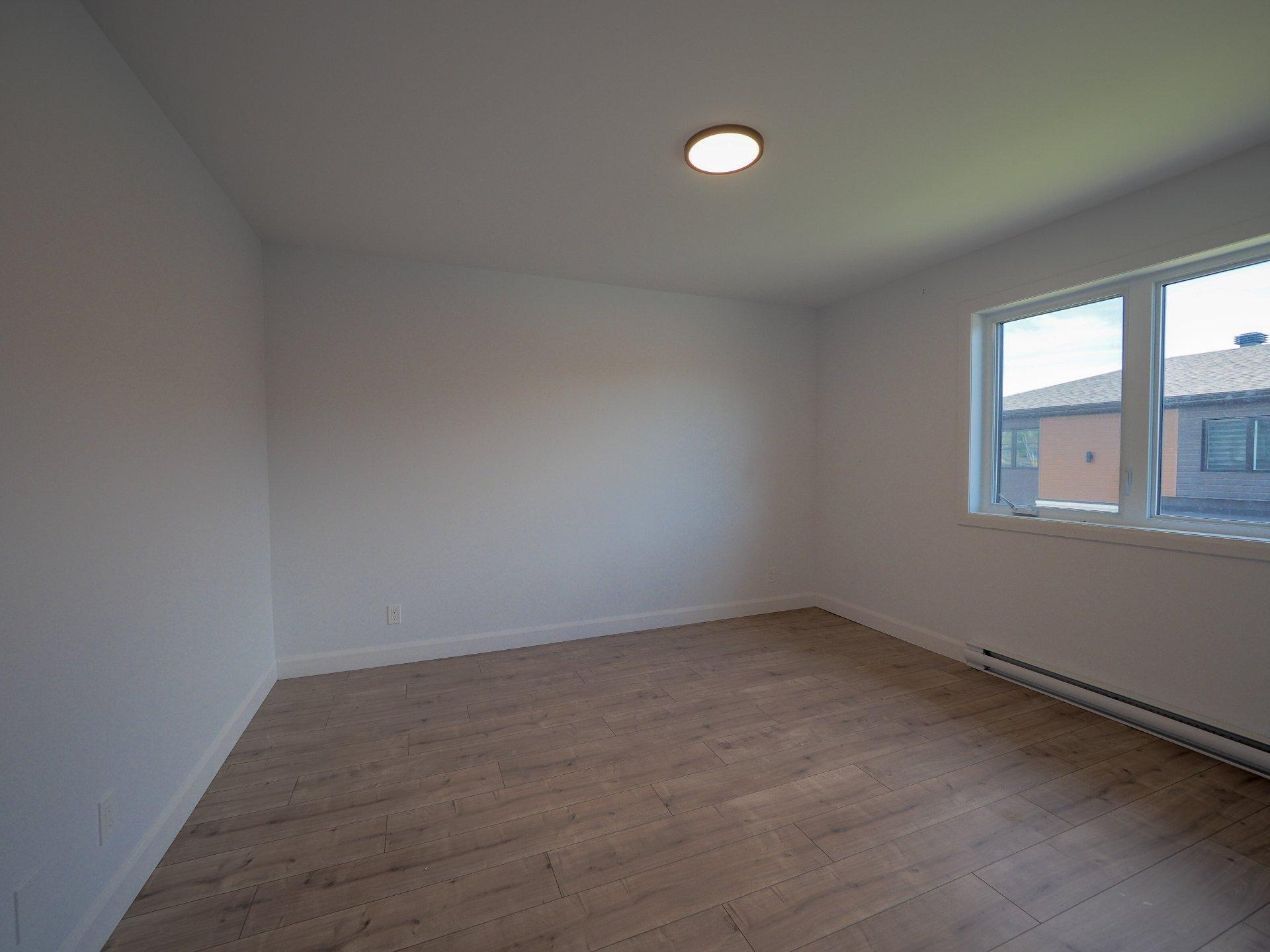 









22


Rue de Mère-Gamelin

,
Trois-Rivières,




QC
G8T1X5

