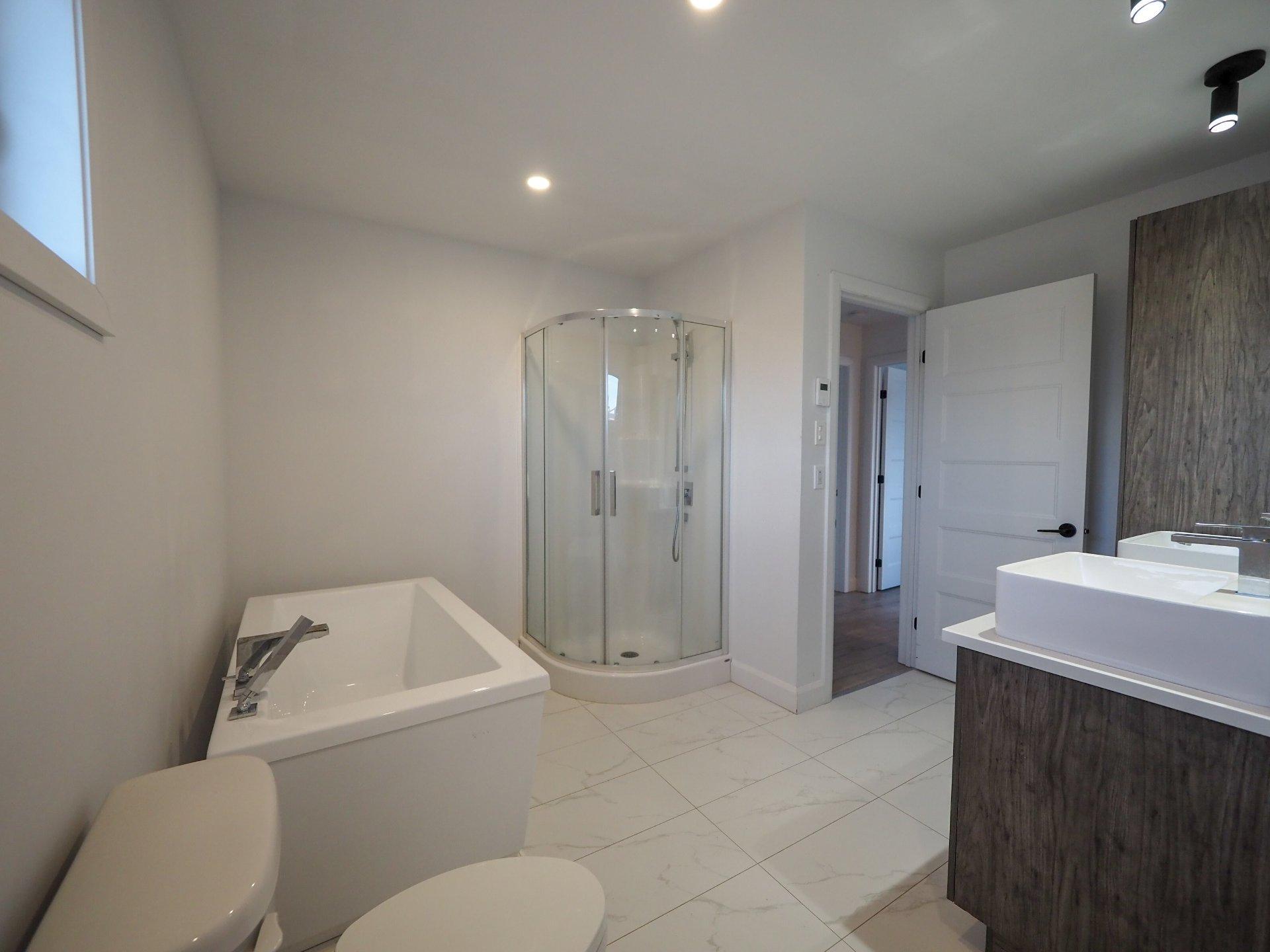 









22


Rue de Mère-Gamelin

,
Trois-Rivières,




QC
G8T1X5

