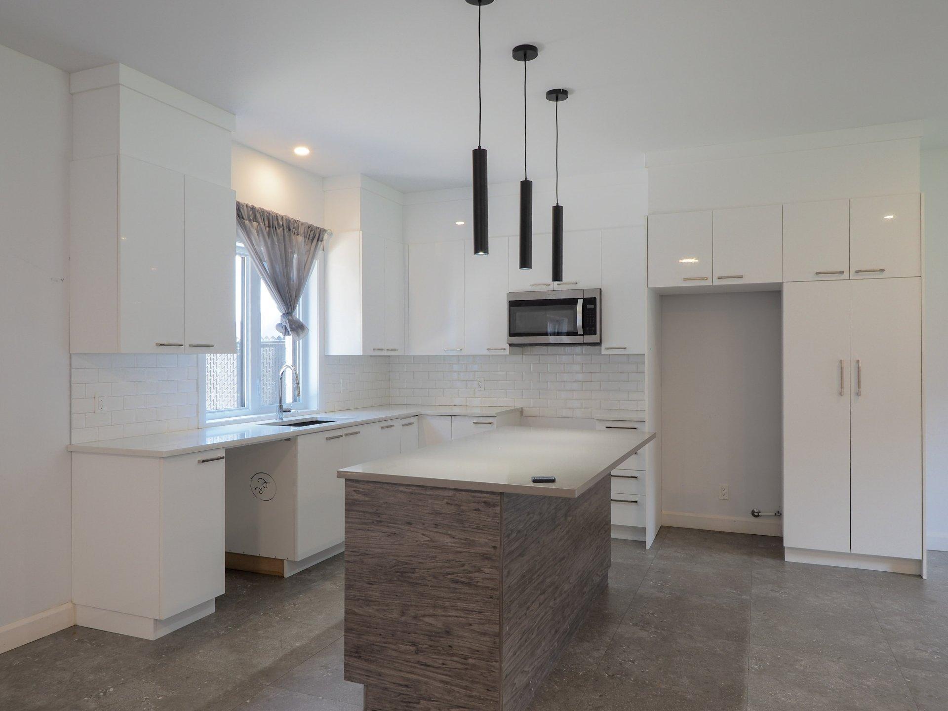 









22


Rue de Mère-Gamelin

,
Trois-Rivières,




QC
G8T1X5


