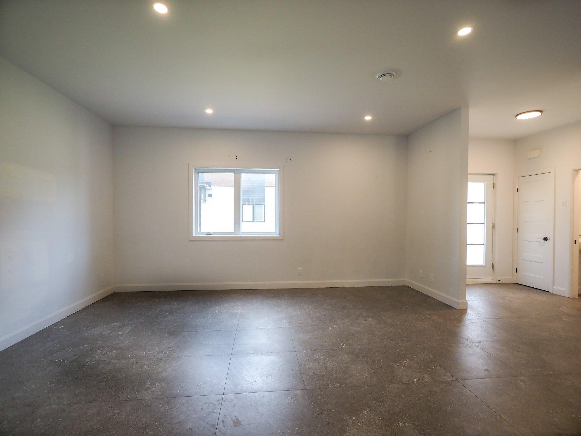 









22


Rue de Mère-Gamelin

,
Trois-Rivières,




QC
G8T1X5

