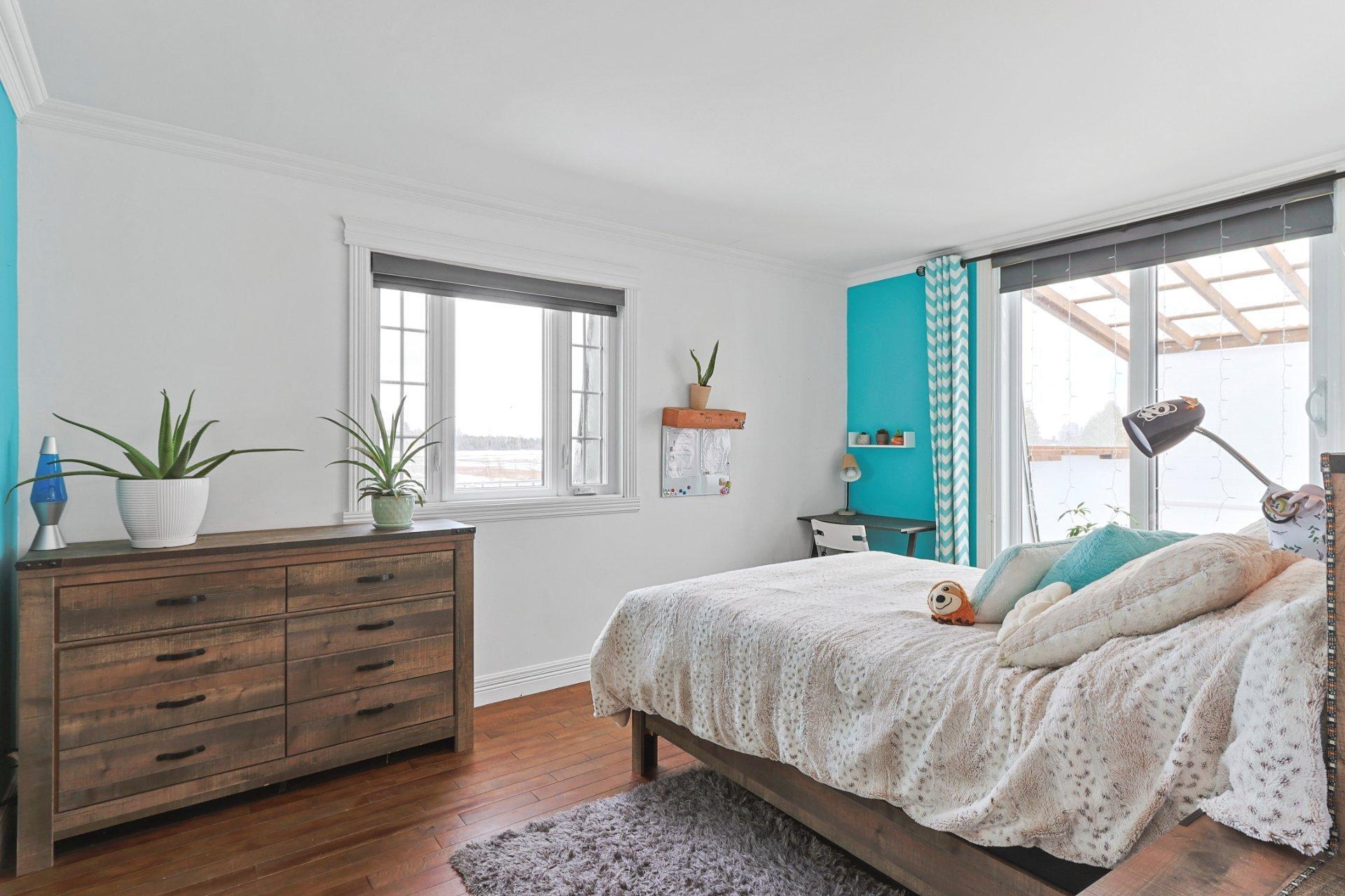 









235


Route 132

,
Sainte-Barbe,




QC
J0S1P0

