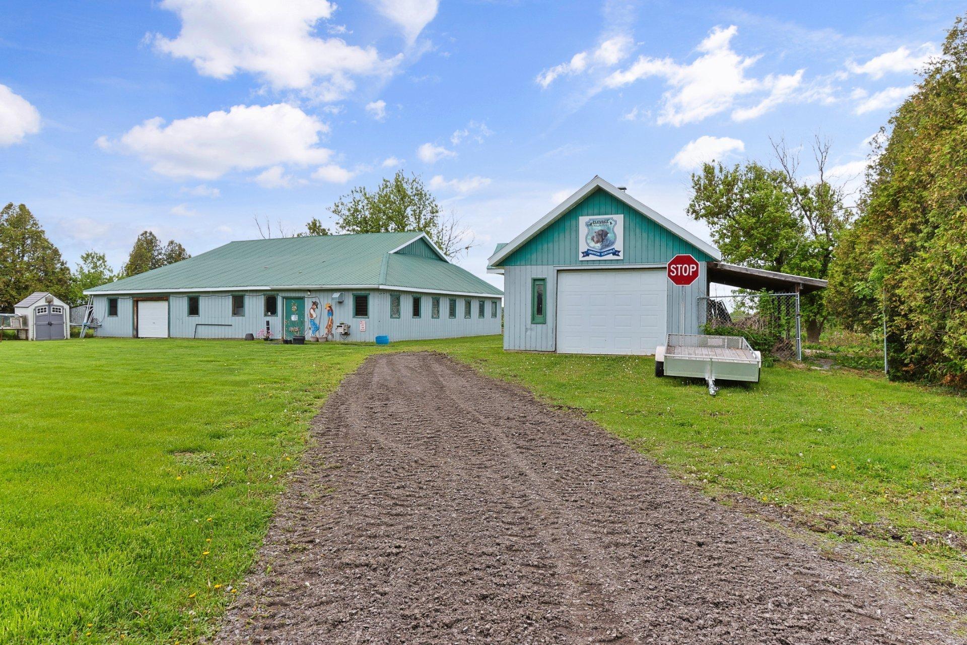 









235


Route 132

,
Sainte-Barbe,




QC
J0S1P0

