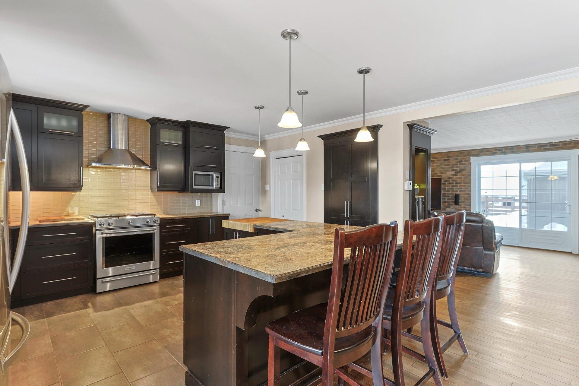 









235


Route 132

,
Sainte-Barbe,




QC
J0S1P0

