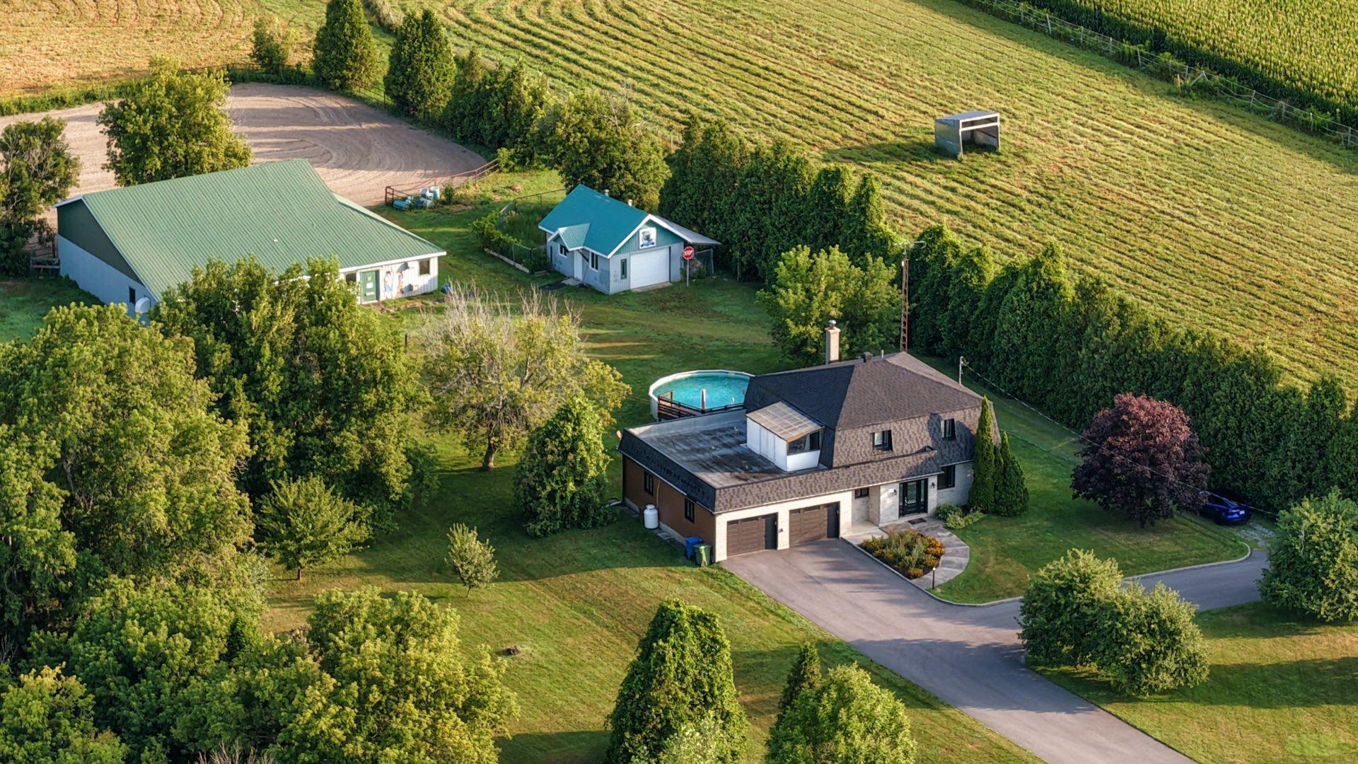 









235


Route 132

,
Sainte-Barbe,




QC
J0S1P0

