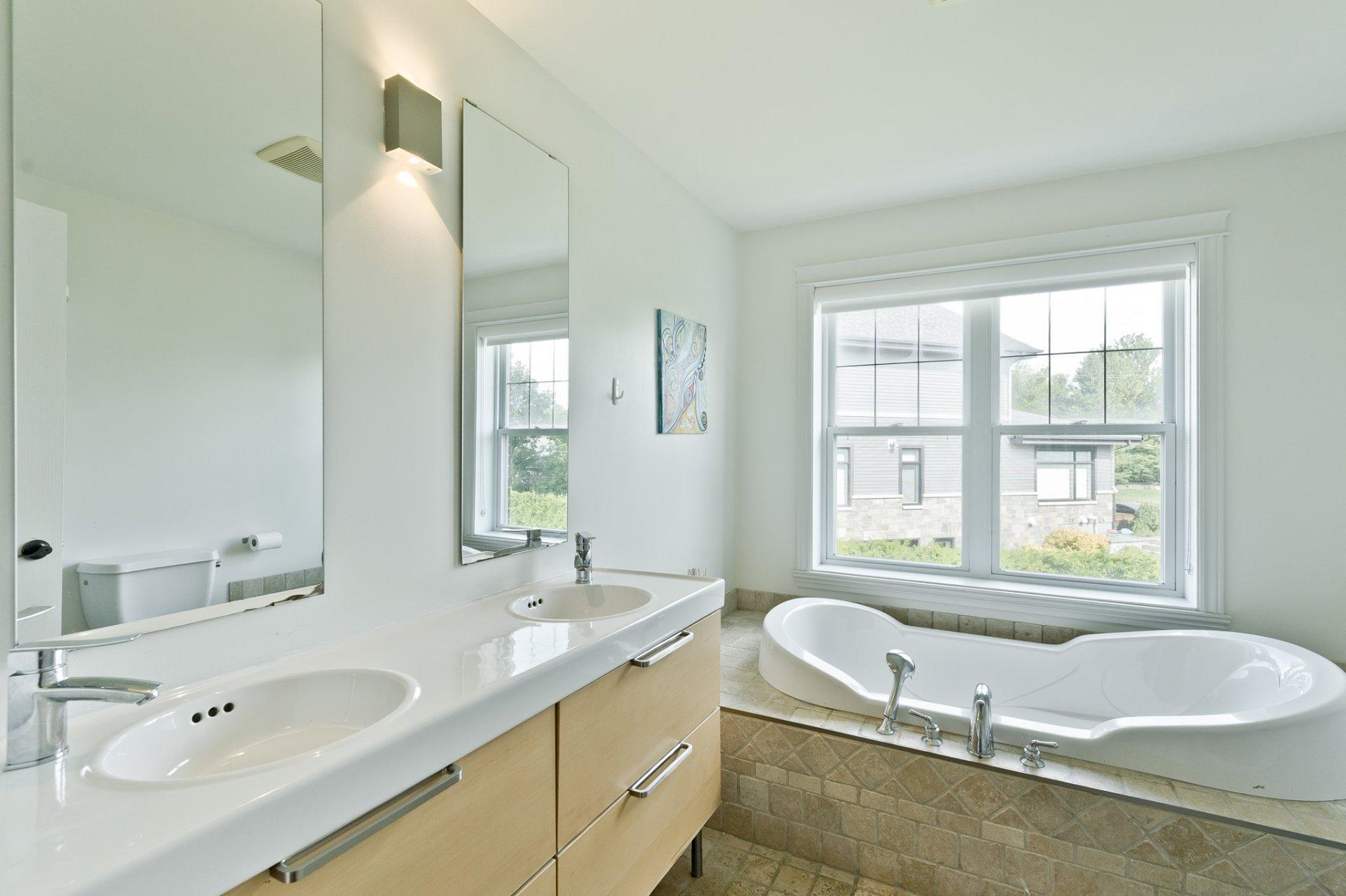 









2797


Rue Honoré-De Balzac

,
Sherbrooke (Les Nations),




QC
J1L0B2

