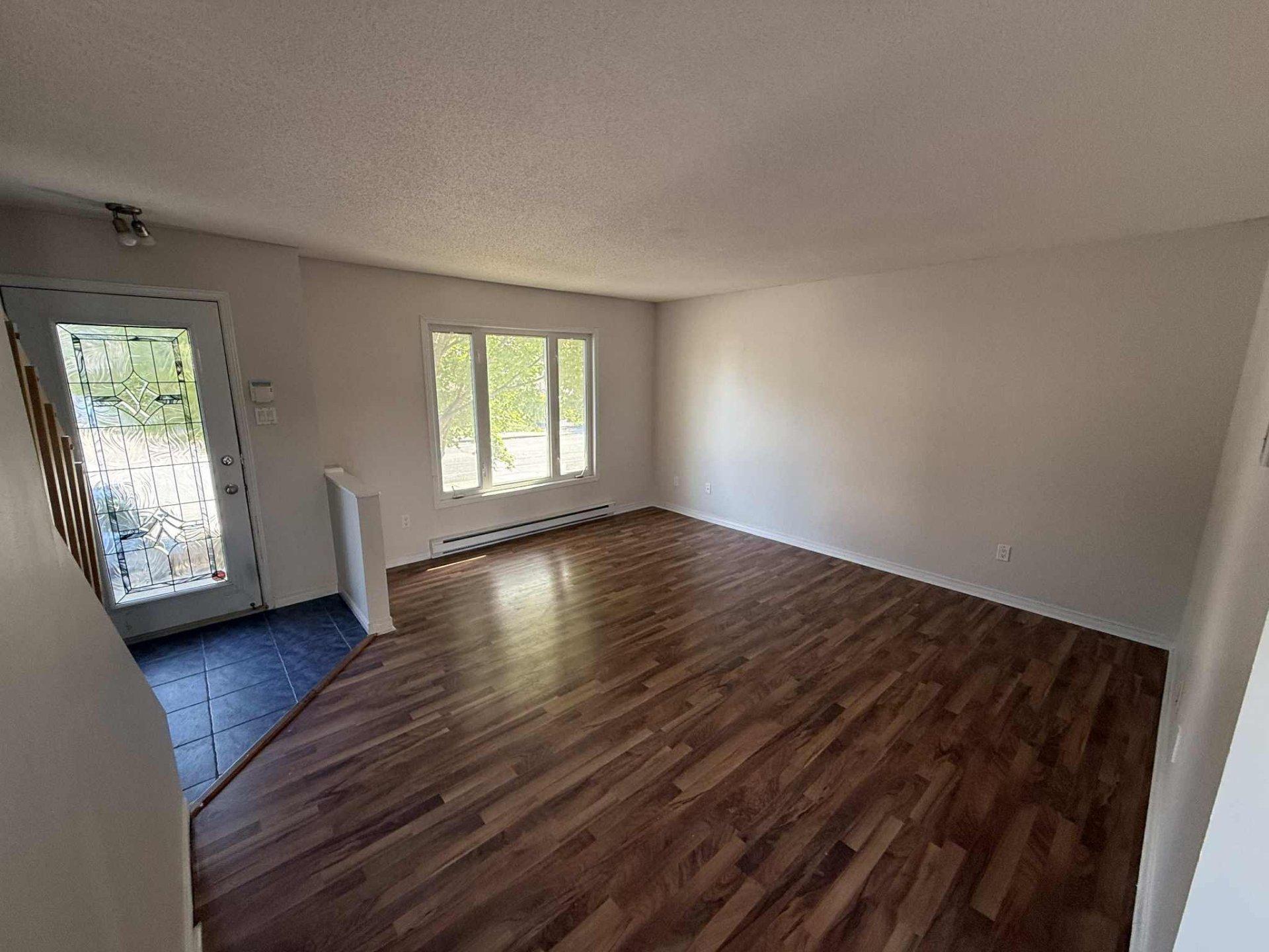 









272


Rue du Prado

,
Gatineau (Aylmer),




QC
J9J0M1

