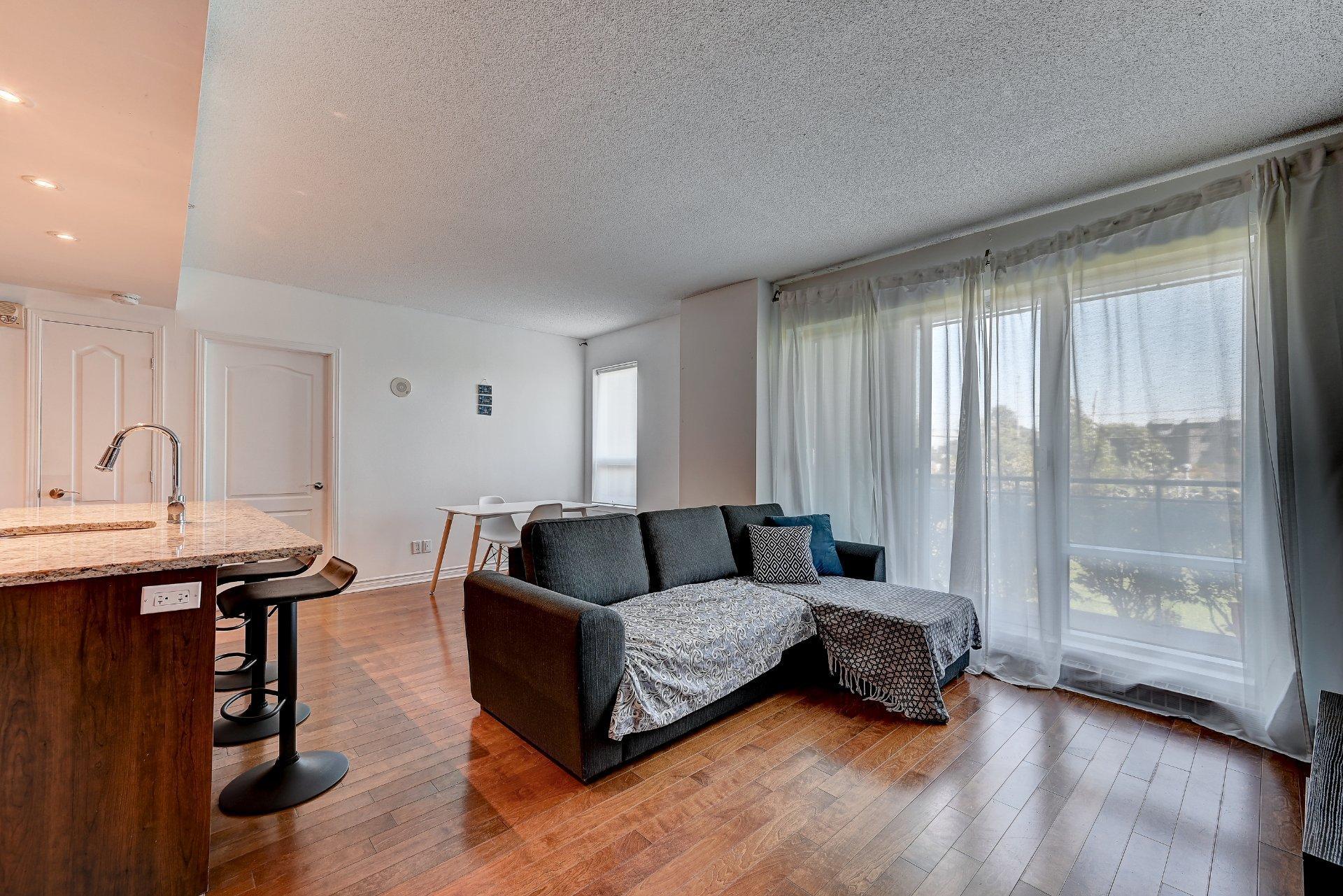 









7620


Boul. Marie-Victorin

, 109,
Brossard,




QC
J4W1B2

