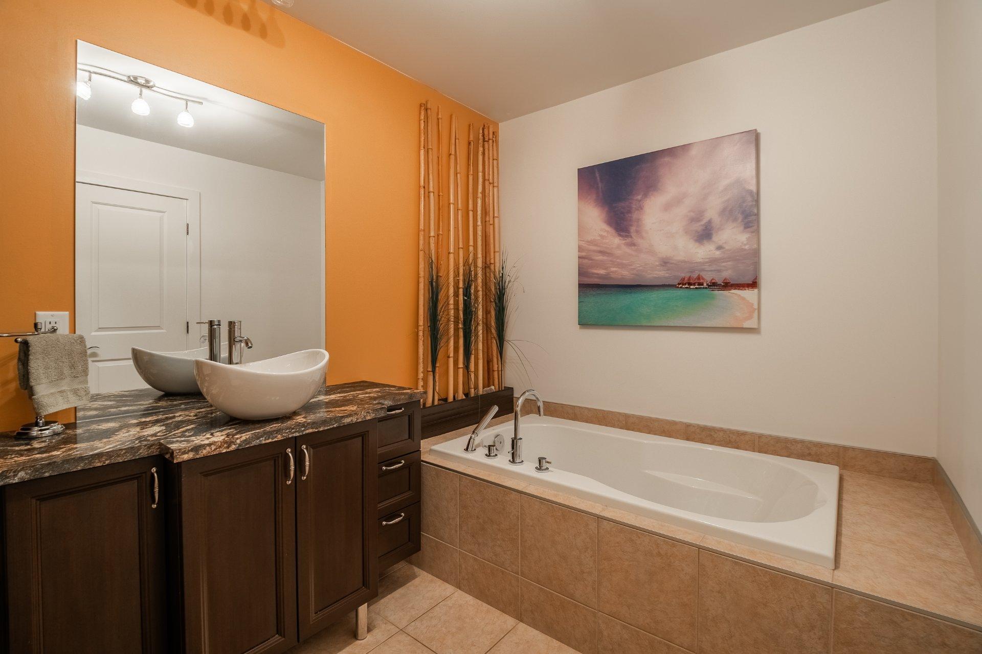 









518


Rue François-V.-Malhiot

, 22,
Boucherville,




QC
J4B0H1

