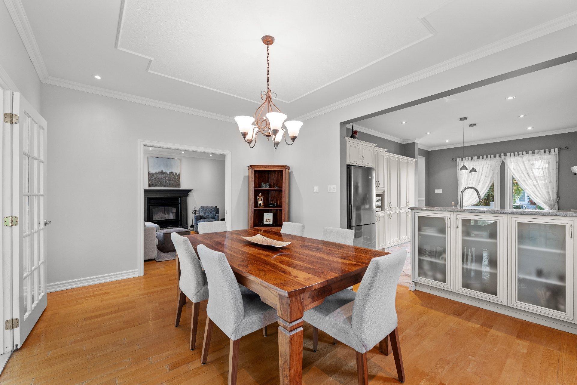 









155


Rue des Hérons

,
La Prairie,




QC
J5R6B6

