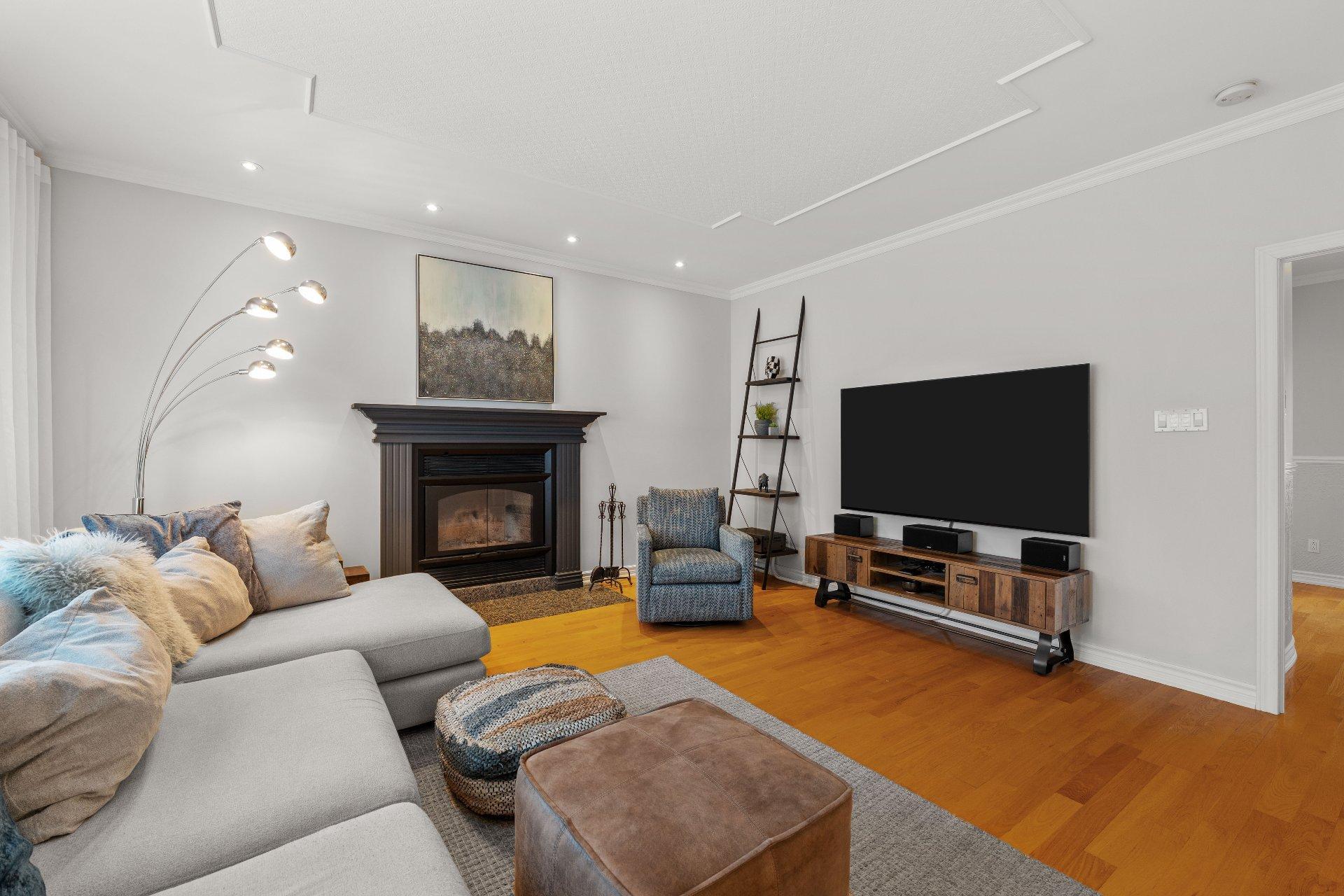 









155


Rue des Hérons

,
La Prairie,




QC
J5R6B6

