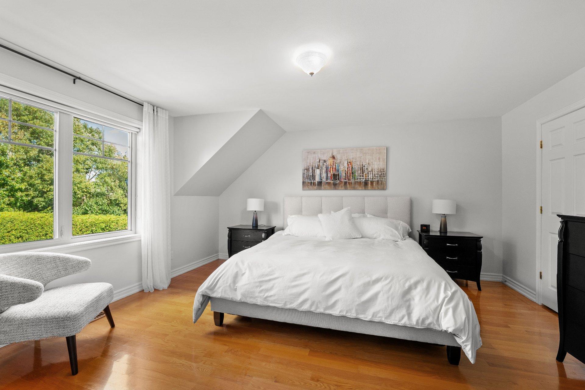 









155


Rue des Hérons

,
La Prairie,




QC
J5R6B6

