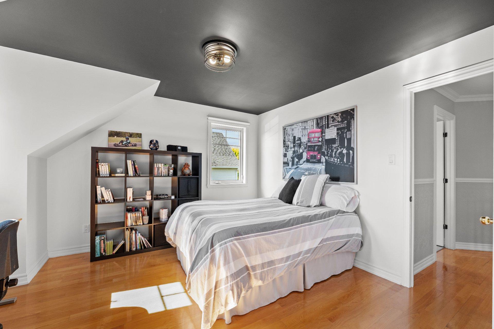 









155


Rue des Hérons

,
La Prairie,




QC
J5R6B6

