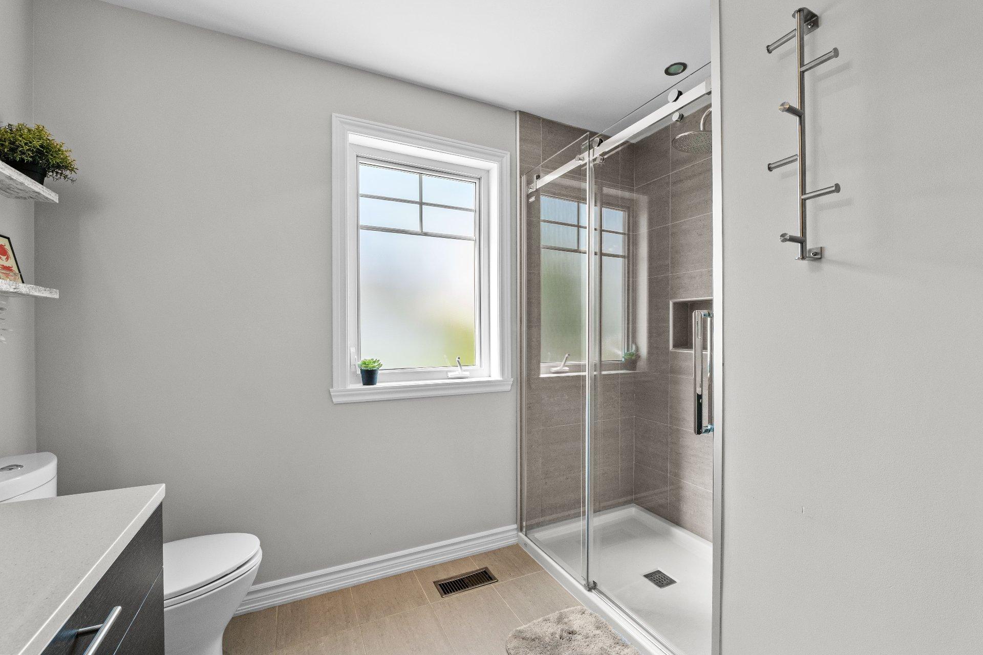 









155


Rue des Hérons

,
La Prairie,




QC
J5R6B6

