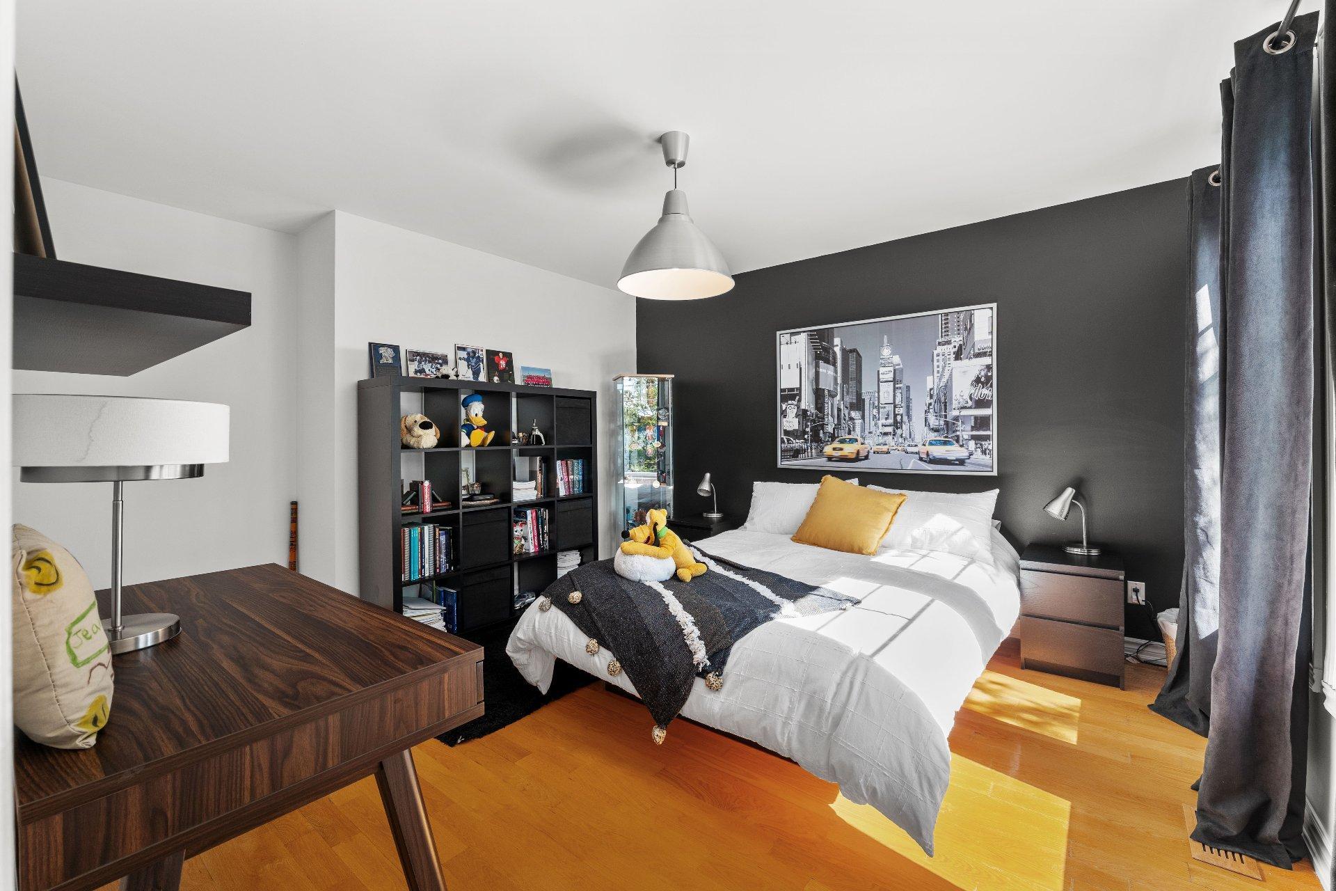 









155


Rue des Hérons

,
La Prairie,




QC
J5R6B6

