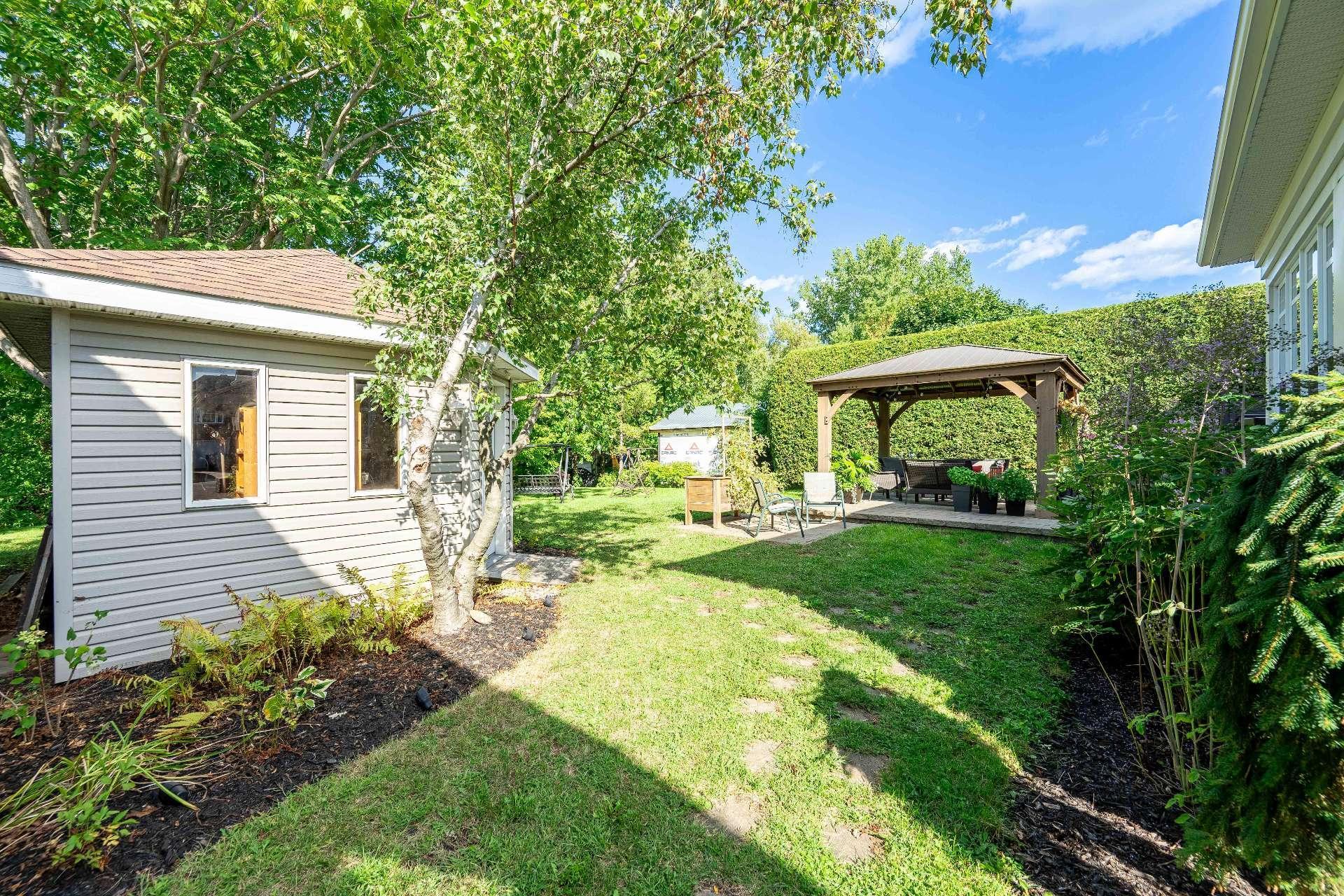 









155


Rue des Hérons

,
La Prairie,




QC
J5R6B6

