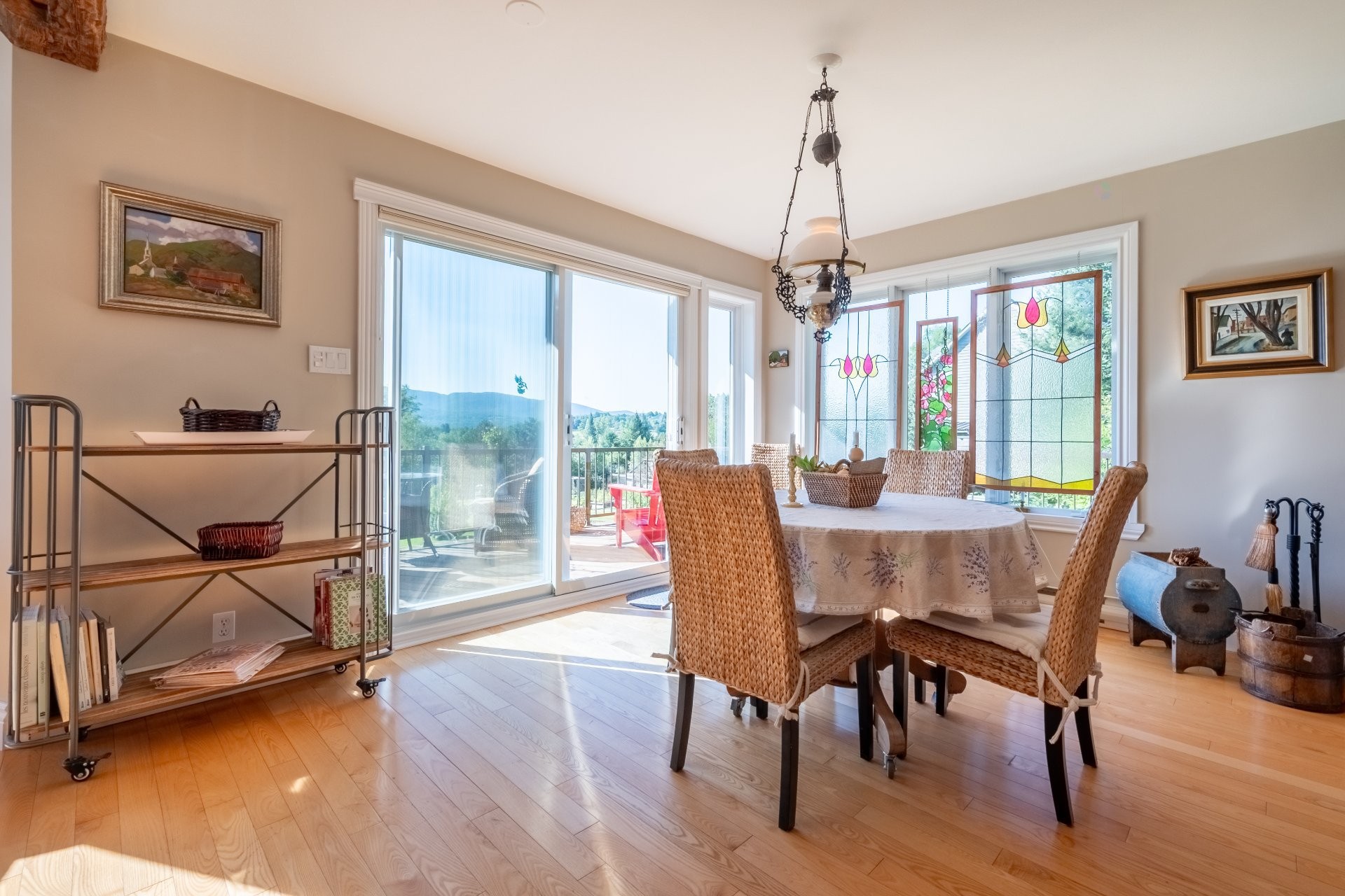 









285


Ch. Harvey

,
Sutton,




QC
J0E2K0

