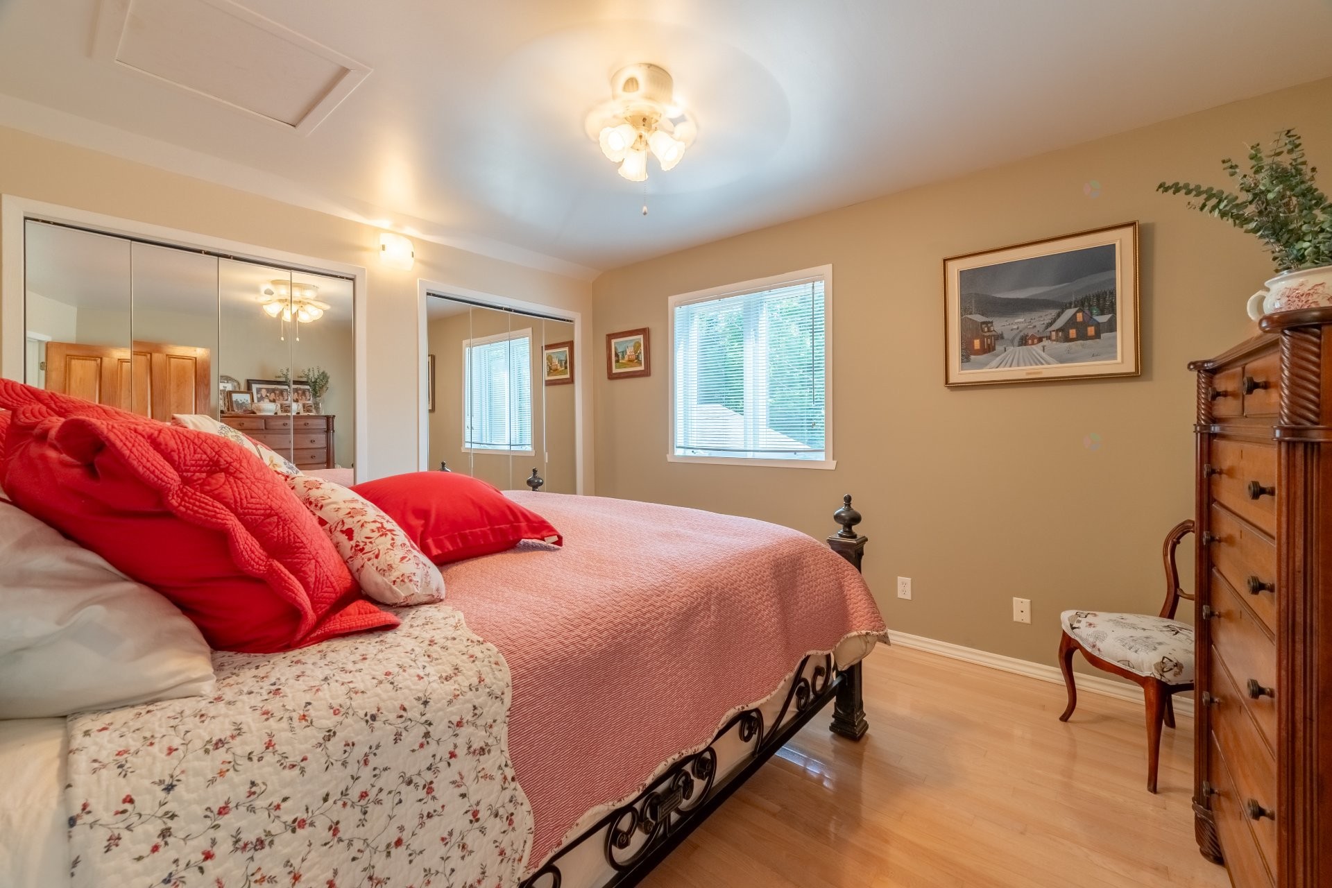 









285


Ch. Harvey

,
Sutton,




QC
J0E2K0

