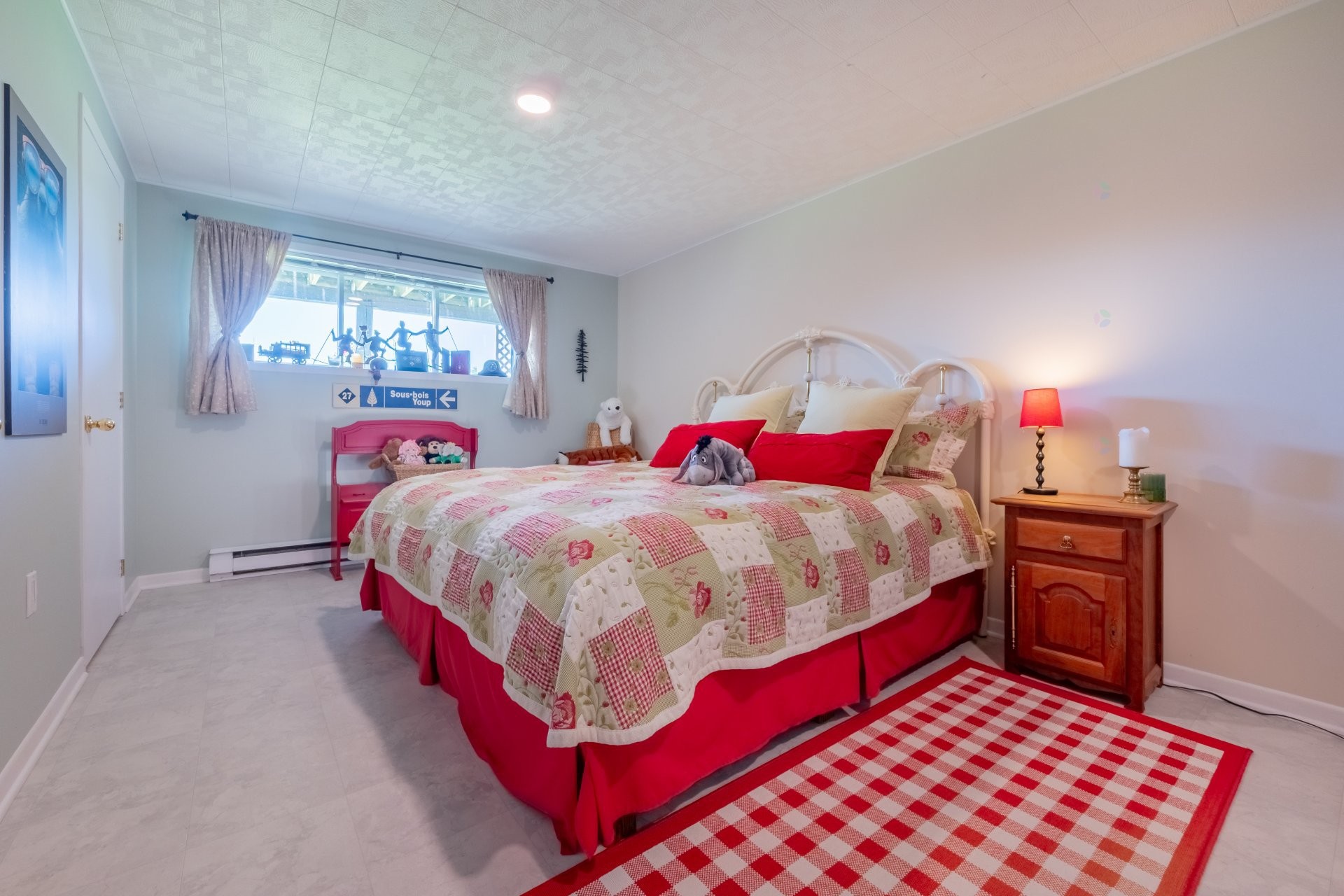 









285


Ch. Harvey

,
Sutton,




QC
J0E2K0

