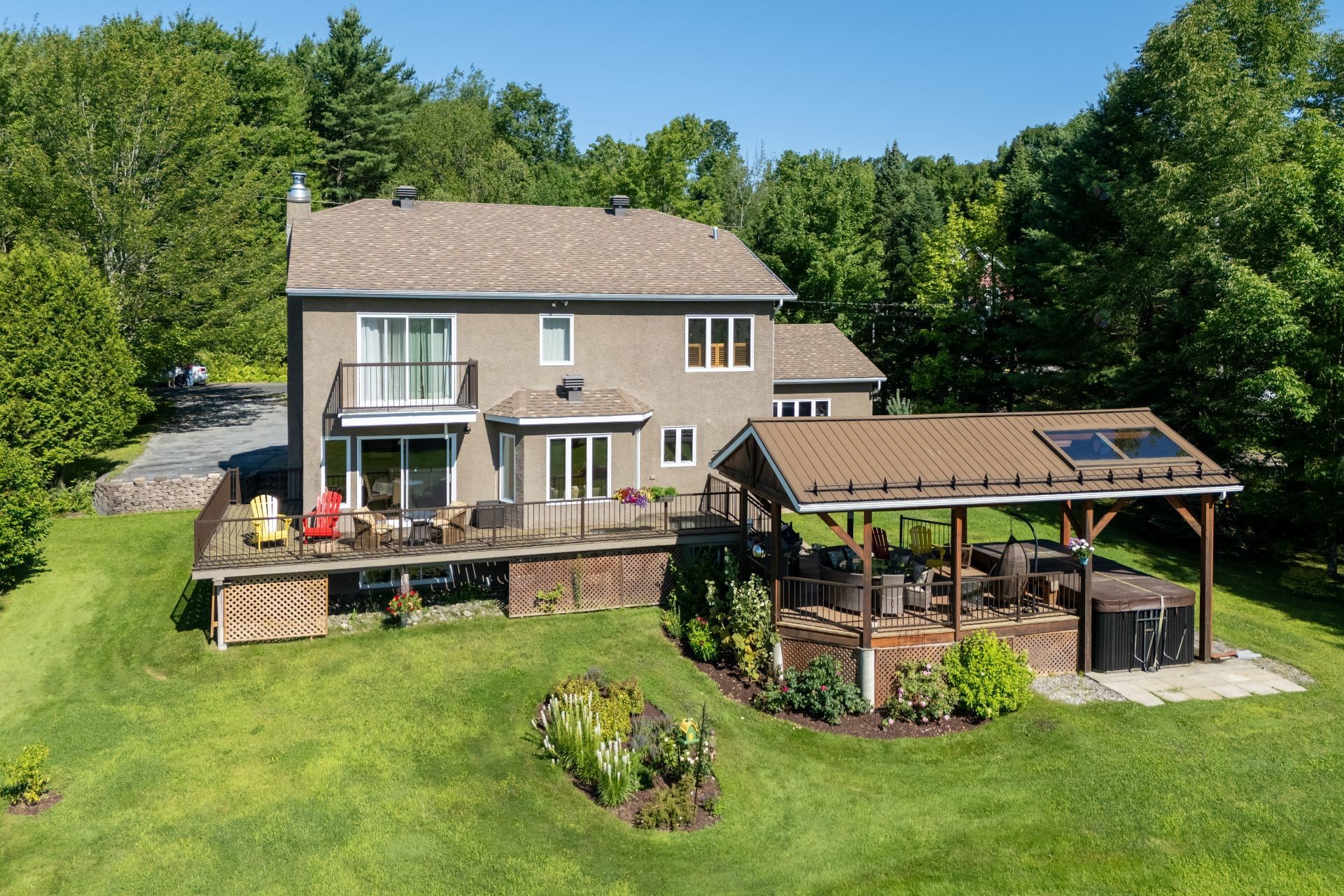









285


Ch. Harvey

,
Sutton,




QC
J0E2K0

