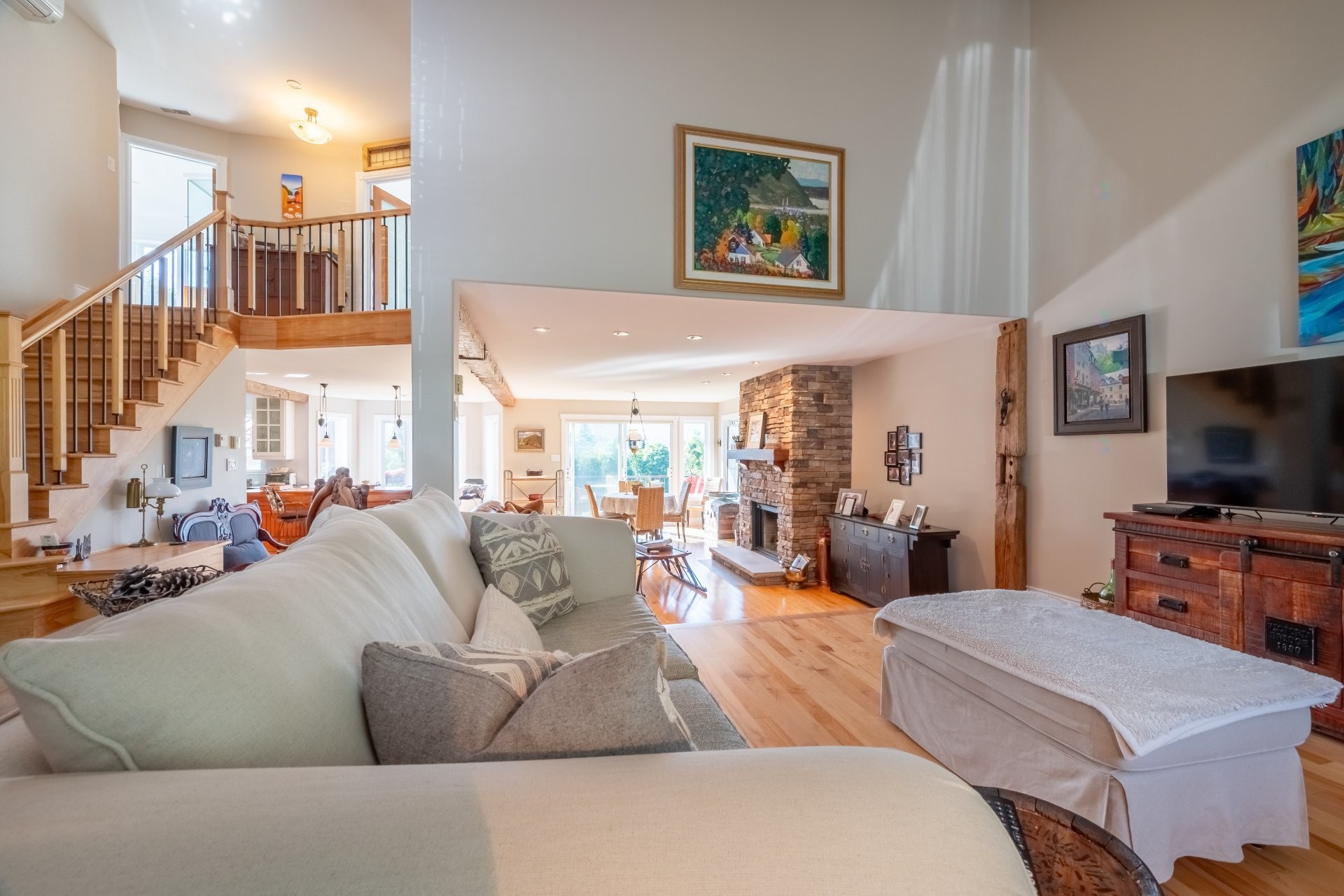 









285


Ch. Harvey

,
Sutton,




QC
J0E2K0

