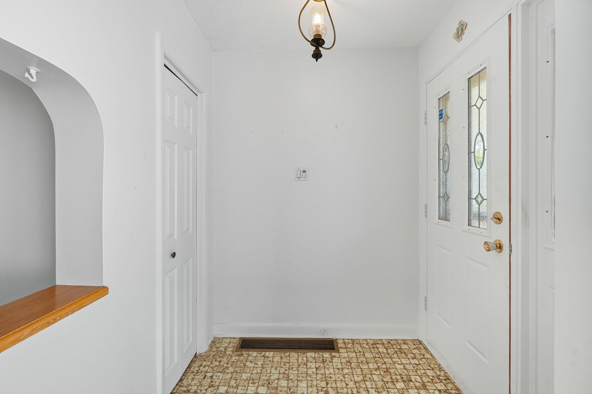 









427


Rue de Pointe-Gatineau

,
Gatineau (Gatineau),




QC
J8T2B8

