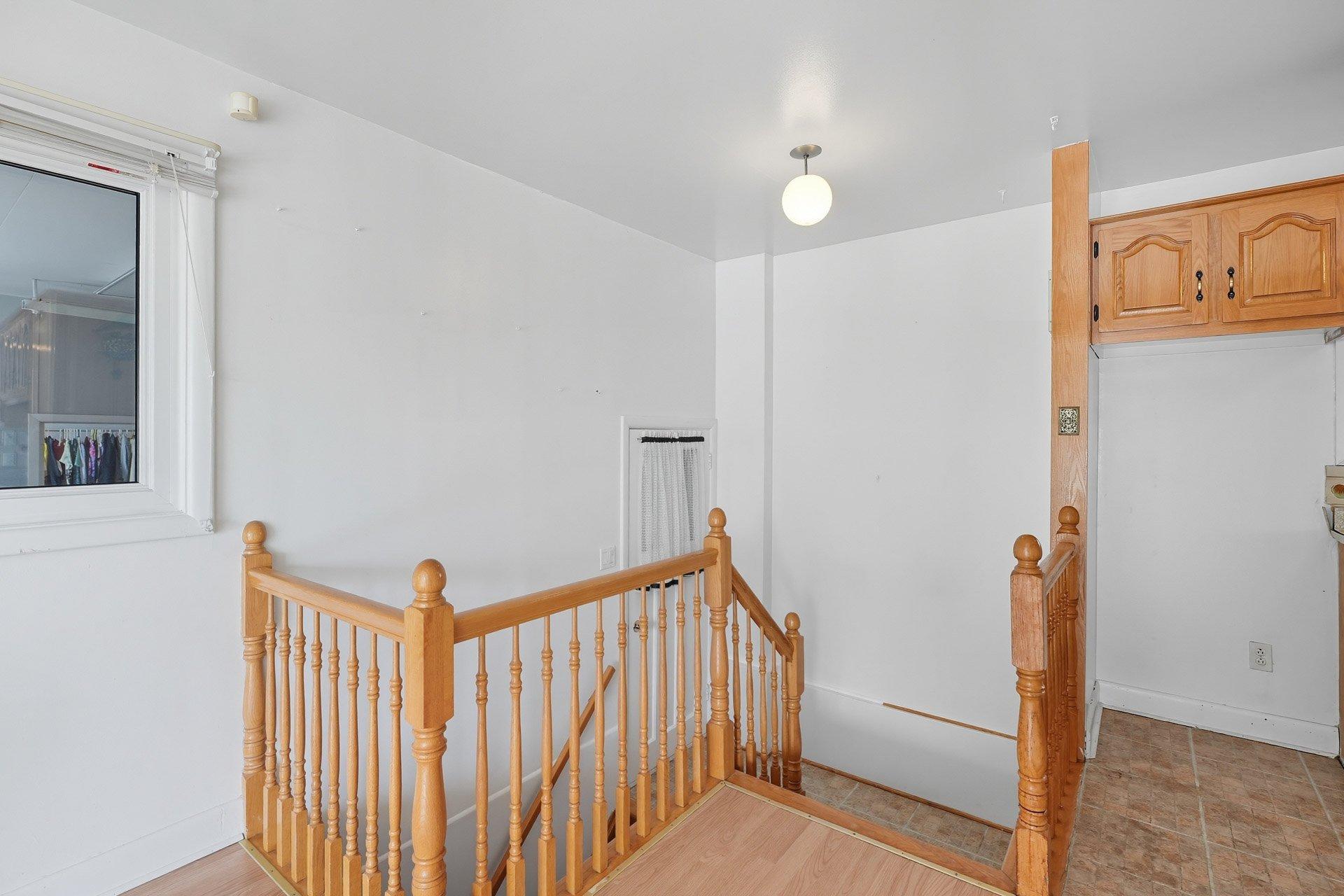 









427


Rue de Pointe-Gatineau

,
Gatineau (Gatineau),




QC
J8T2B8

