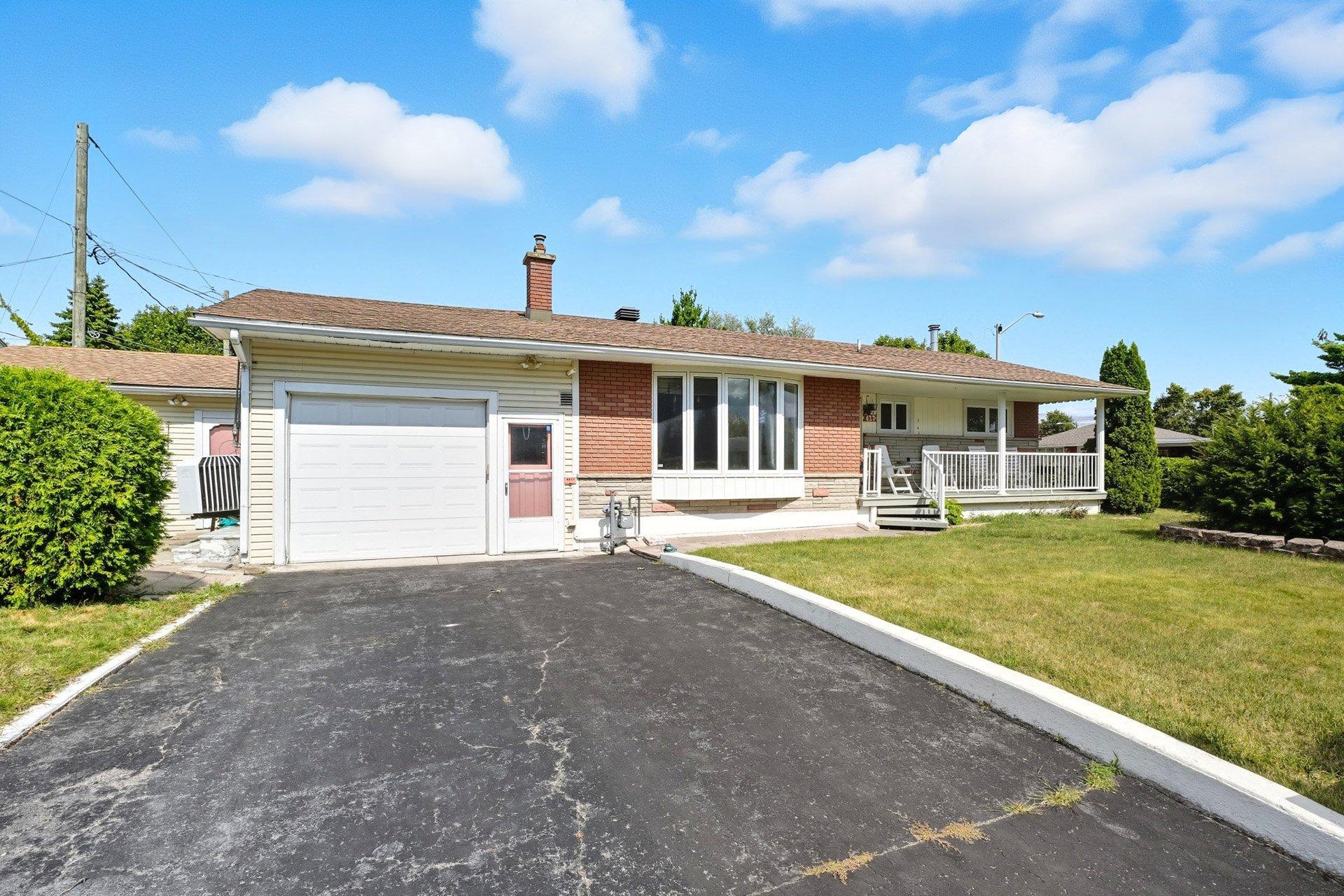 









427


Rue de Pointe-Gatineau

,
Gatineau (Gatineau),




QC
J8T2B8

