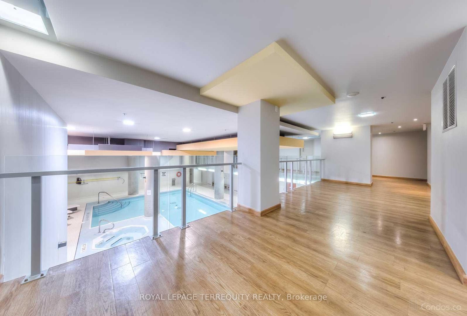 









111


Elizabeth

Street, 729,
Toronto,




ON
M5G 1P7

