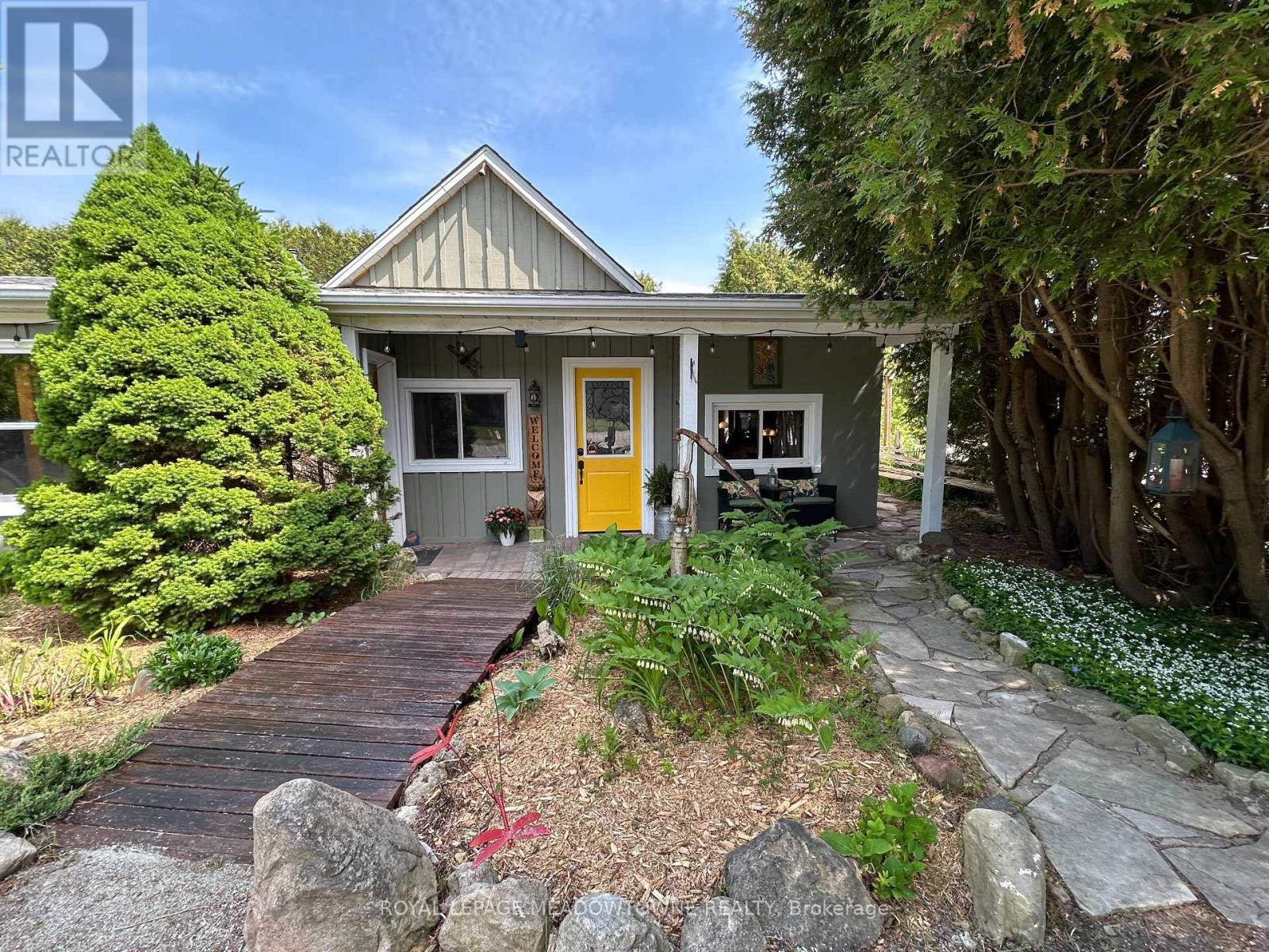 












9201 24 SIDE ROAD

,
Erin,




Ontario
N0B1Z0

