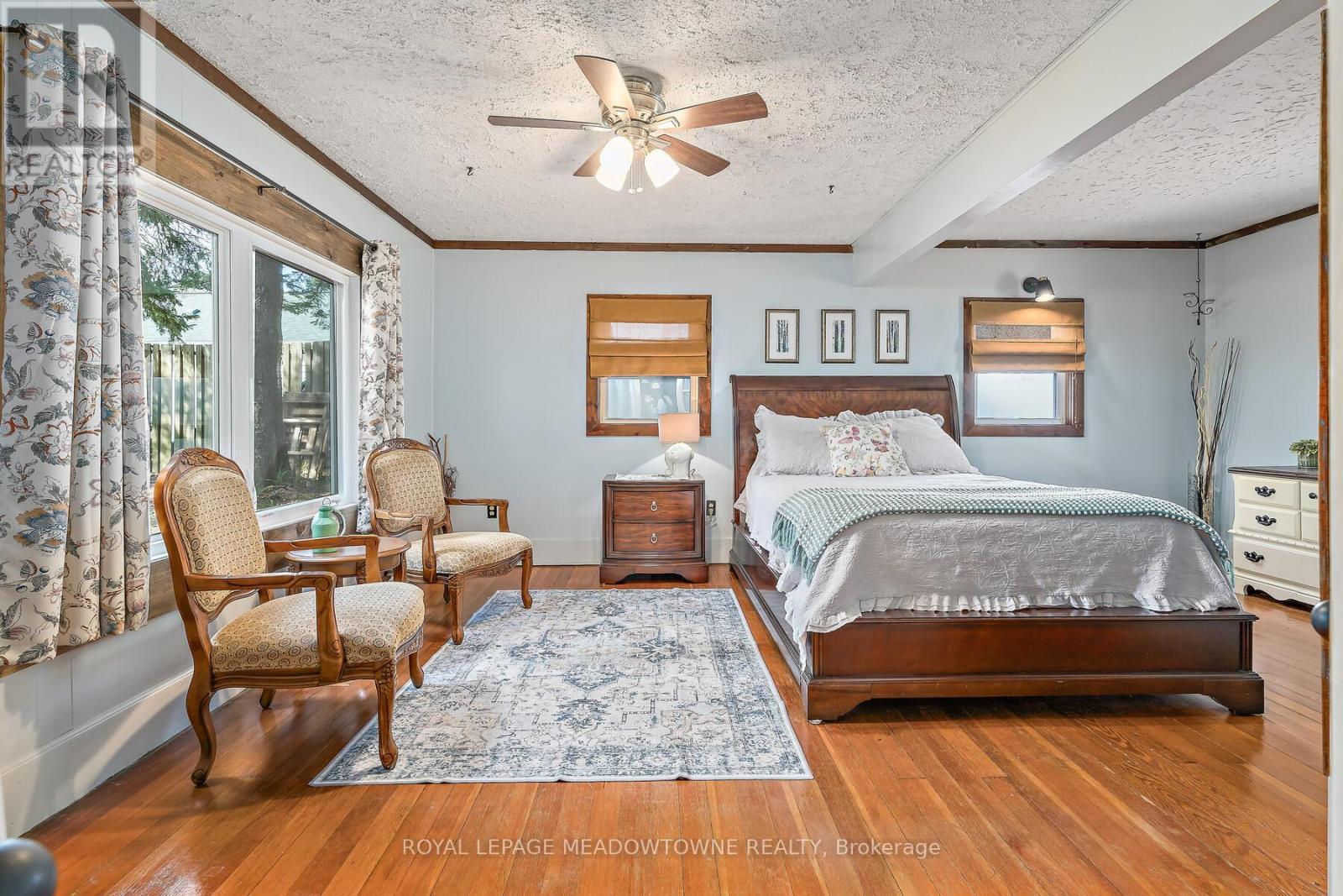 












9201 24 SIDE ROAD

,
Erin,




Ontario
N0B1Z0

