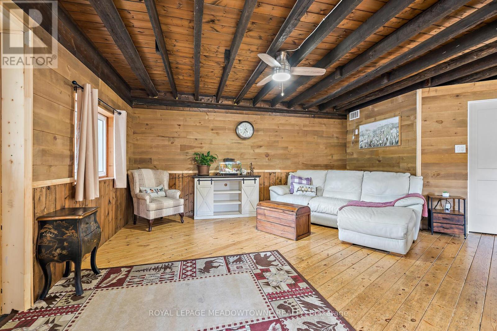 












9201 24 SIDE ROAD

,
Erin,




Ontario
N0B1Z0

