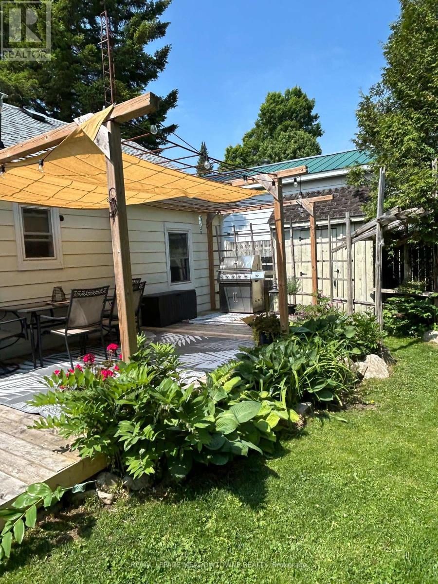 












9201 24 SIDE ROAD

,
Erin,




Ontario
N0B1Z0

