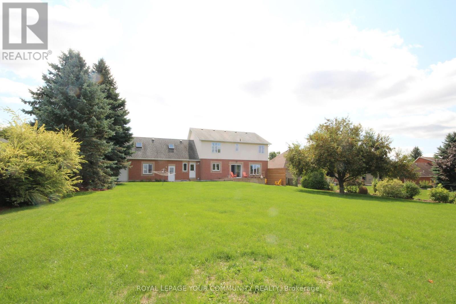 












22 WHITEBIRCH LANE

,
East Gwillimbury,




Ontario
L0G1V0

